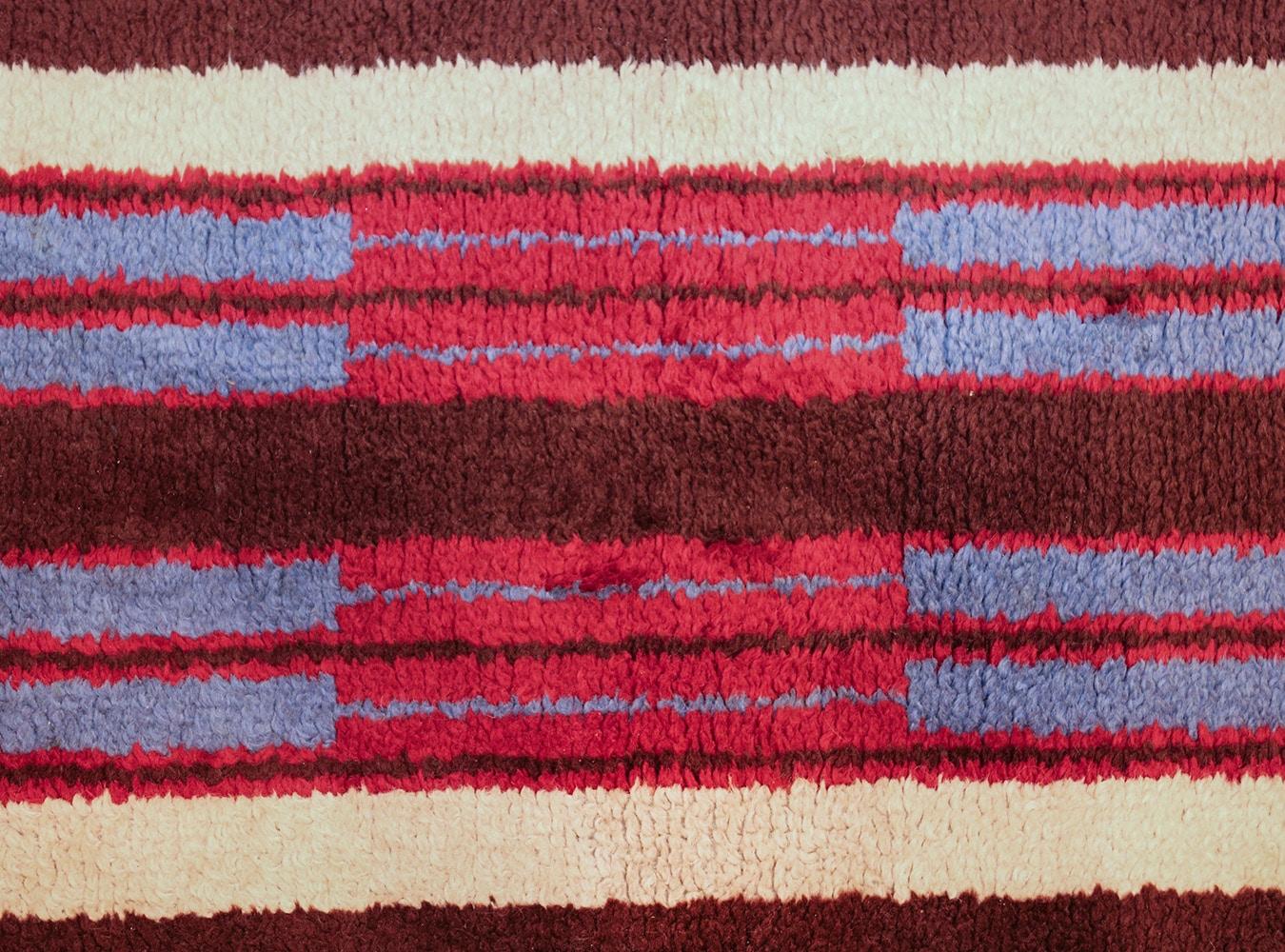 20th Century Nazmiyal Collection Navajo Design Vintage American Rug. Size: 3' 9