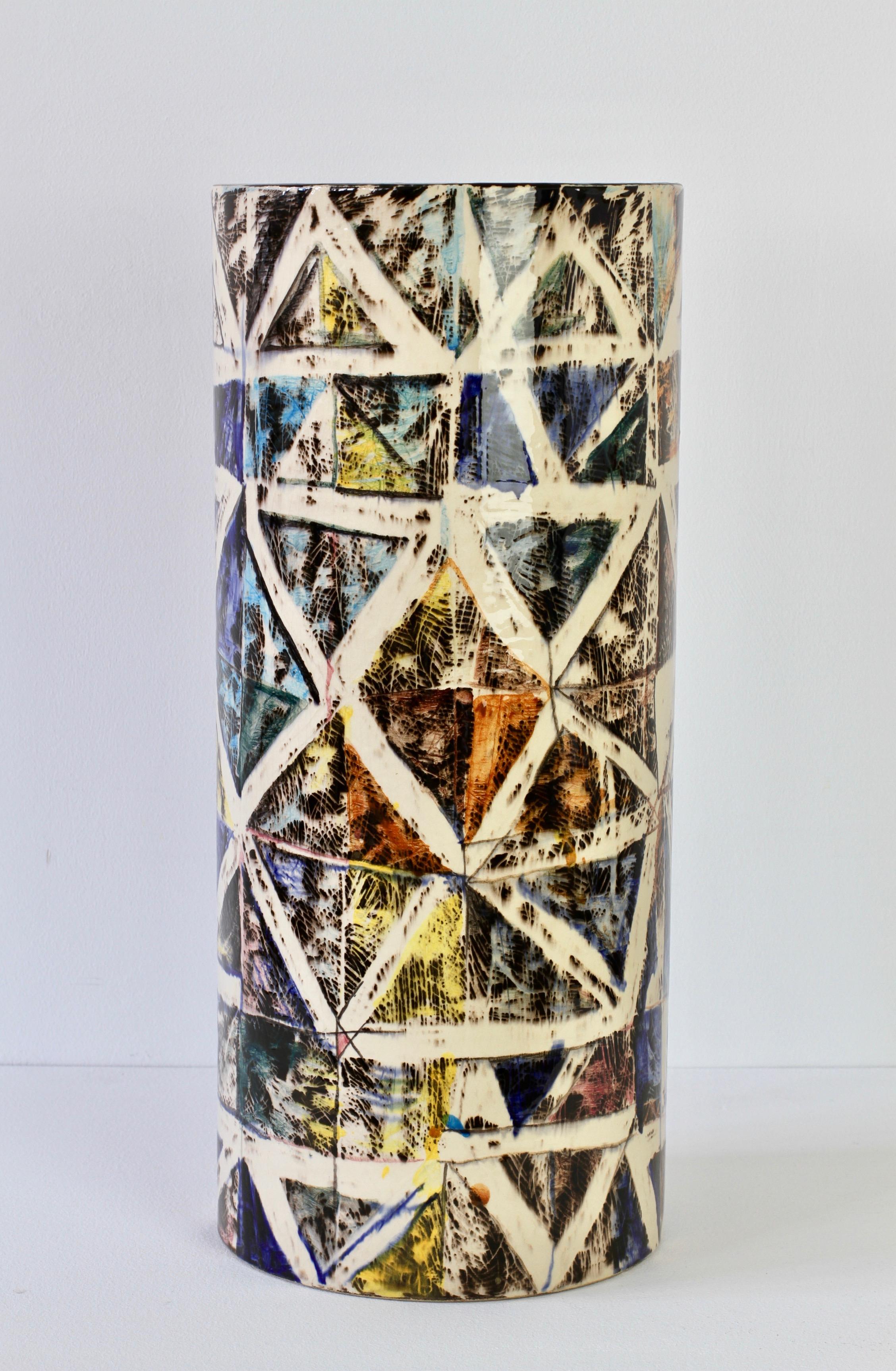 Bunt handbemalter Schirmständer aus Keramik aus der Mitte des Jahrhunderts von Eberhard Dnzer, 1965 (Deutsch) im Angebot
