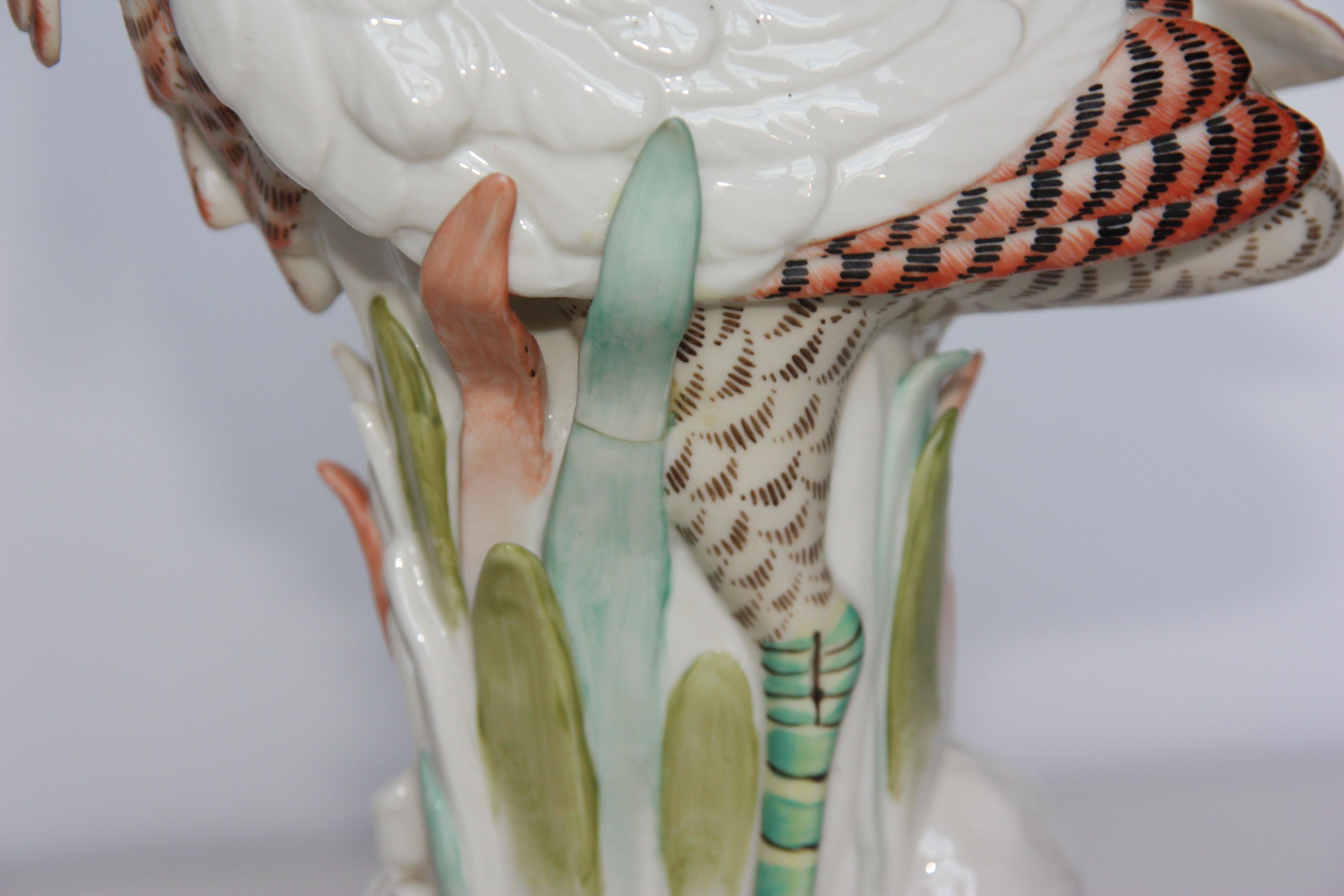Bunte italienische Mottahedeh-Vogel-Skulptur (Keramik)