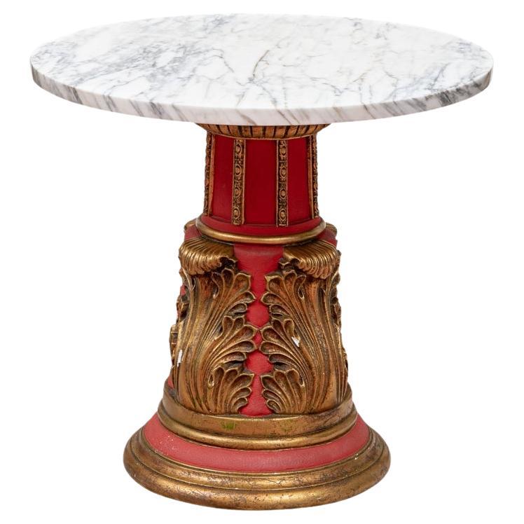 Table italienne colorée rouge et plateau en marbre doré en vente