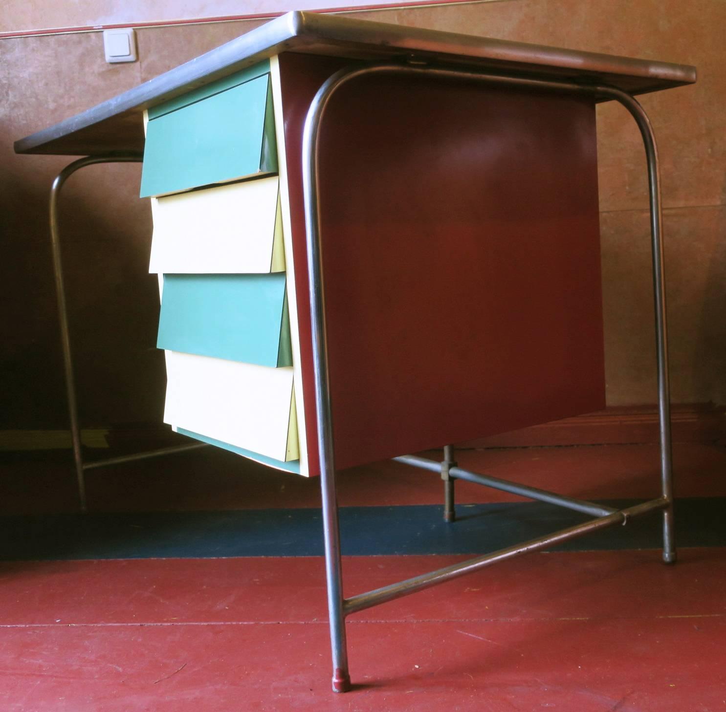 Colorful Italian Tubular Steel and Formica Desk, 1950s-1960s For Sale 7