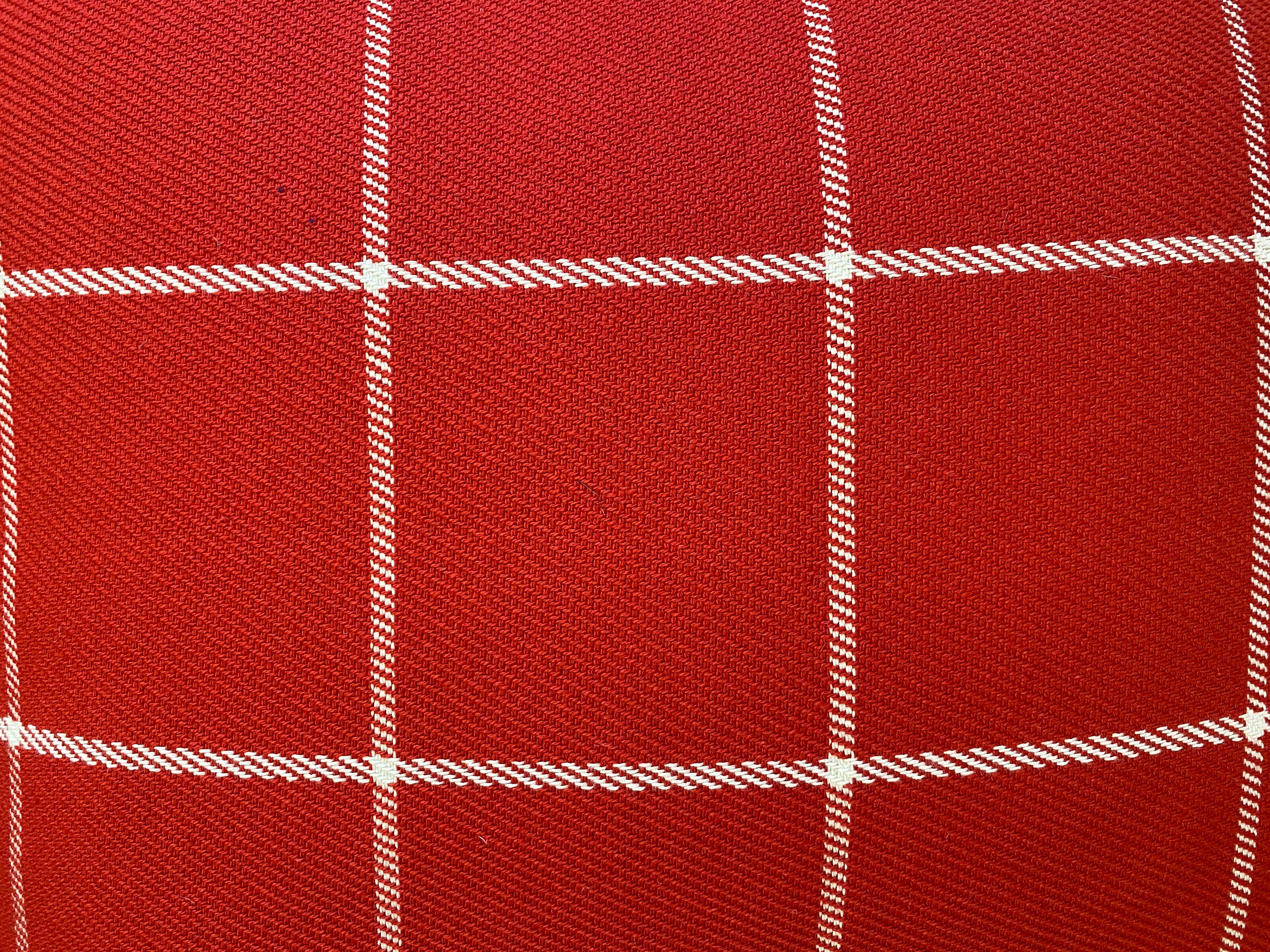 Buntfarbener Koi-Teich-Baumwolldruck mit schwerem Baumwollrücken und Samtdetails im Zustand „Neu“ im Angebot in Englewood, CO