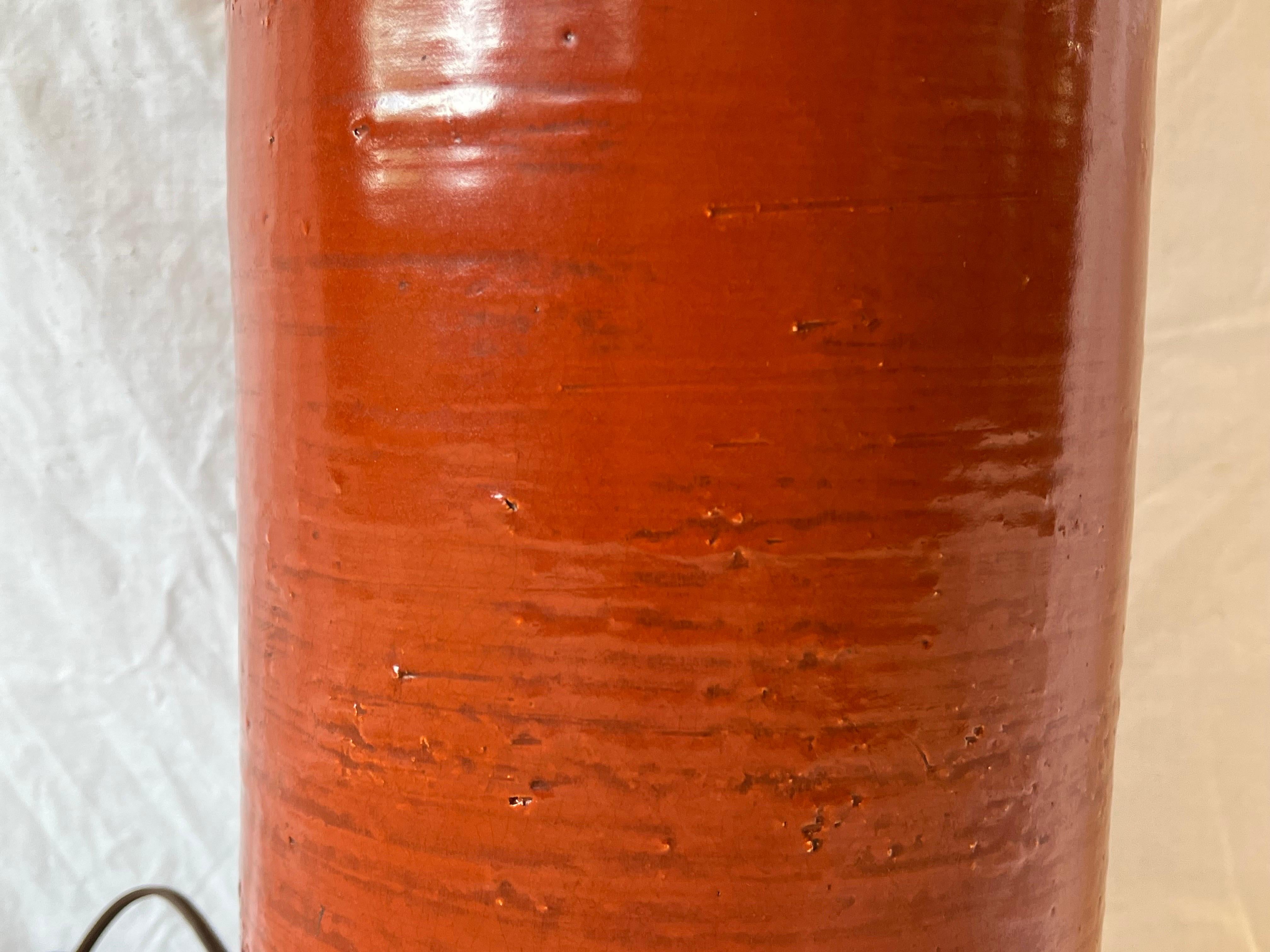 Colorful Large Midcentury Signed Italian Cylindrical Orange Ceramic Table Lamp For Sale 2