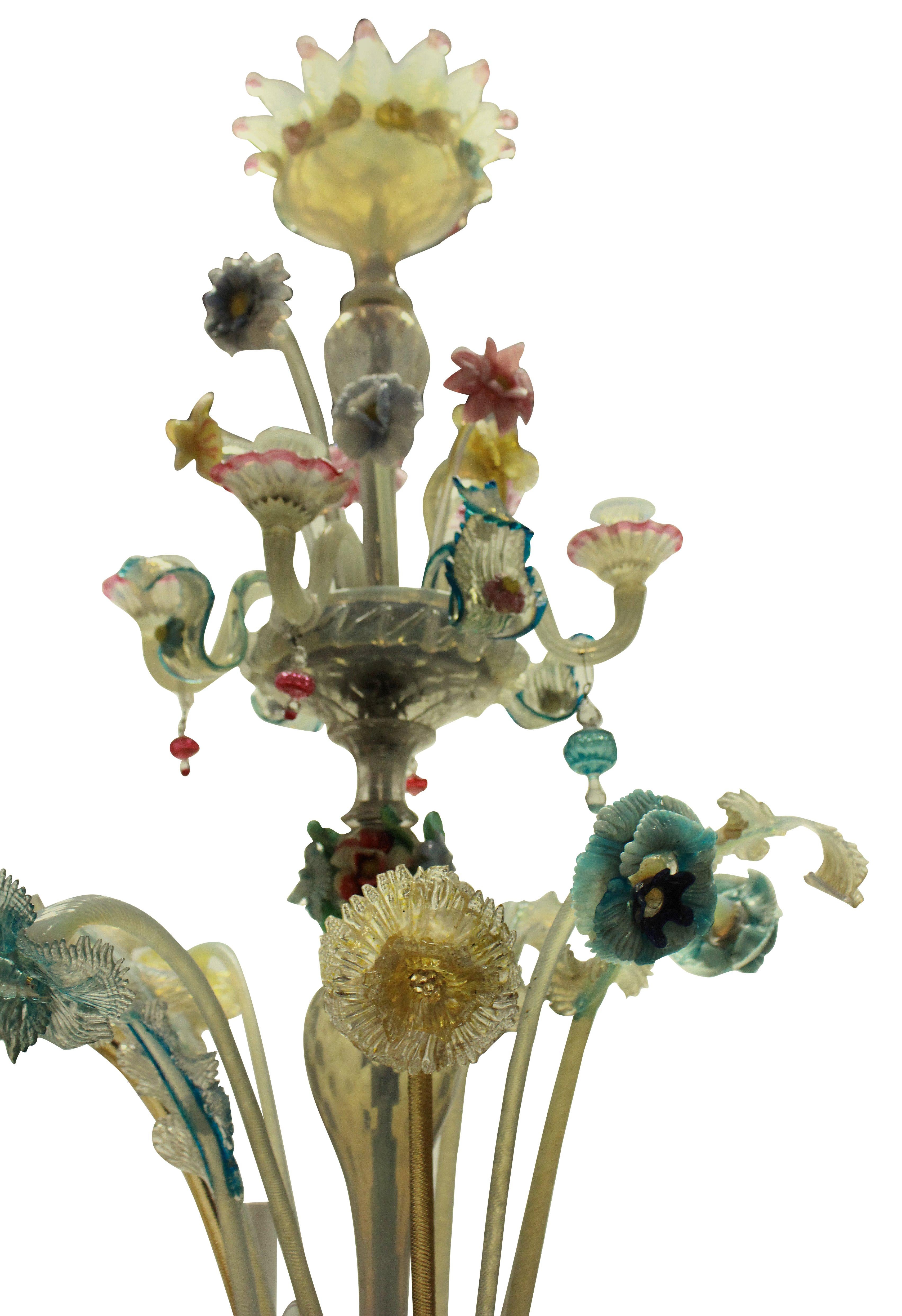 Colorful Late 19th Century Murano Chandelier In Good Condition In London, GB