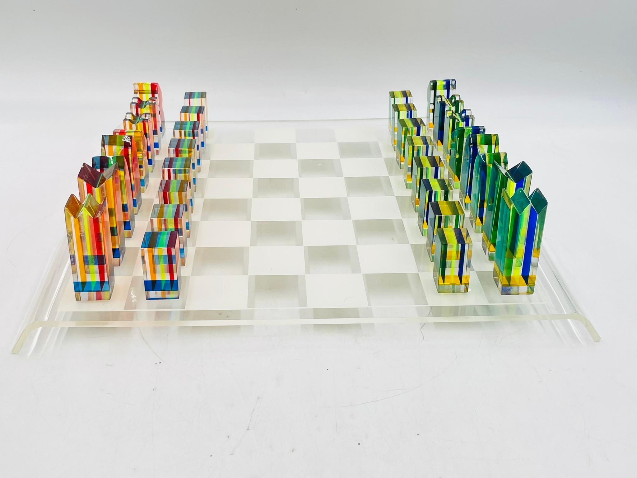 Colorful Lucite Chess Set by Charles Hollis Jones, USA circa 1960s In condizioni buone in vendita a Los Angeles, CA