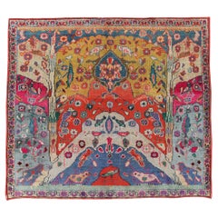 Tappeto da lancio quadrato persiano pittorico Tabriz, colorato e fatto a mano della metà del XX secolo