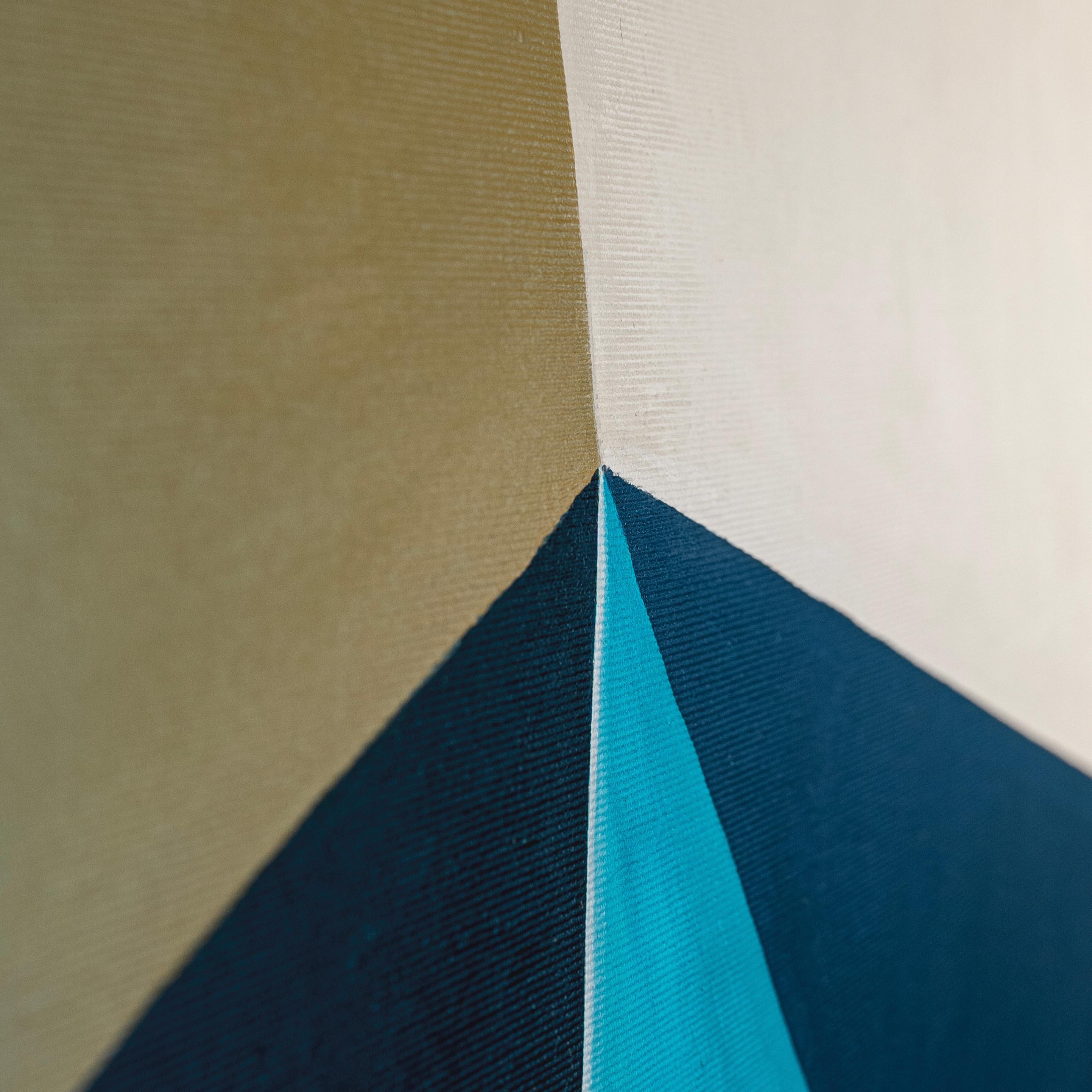 Buntes modernes abstraktes Originalgemälde Meta-Futurismus. Blau, Gold, Hellblau (Italian) im Angebot