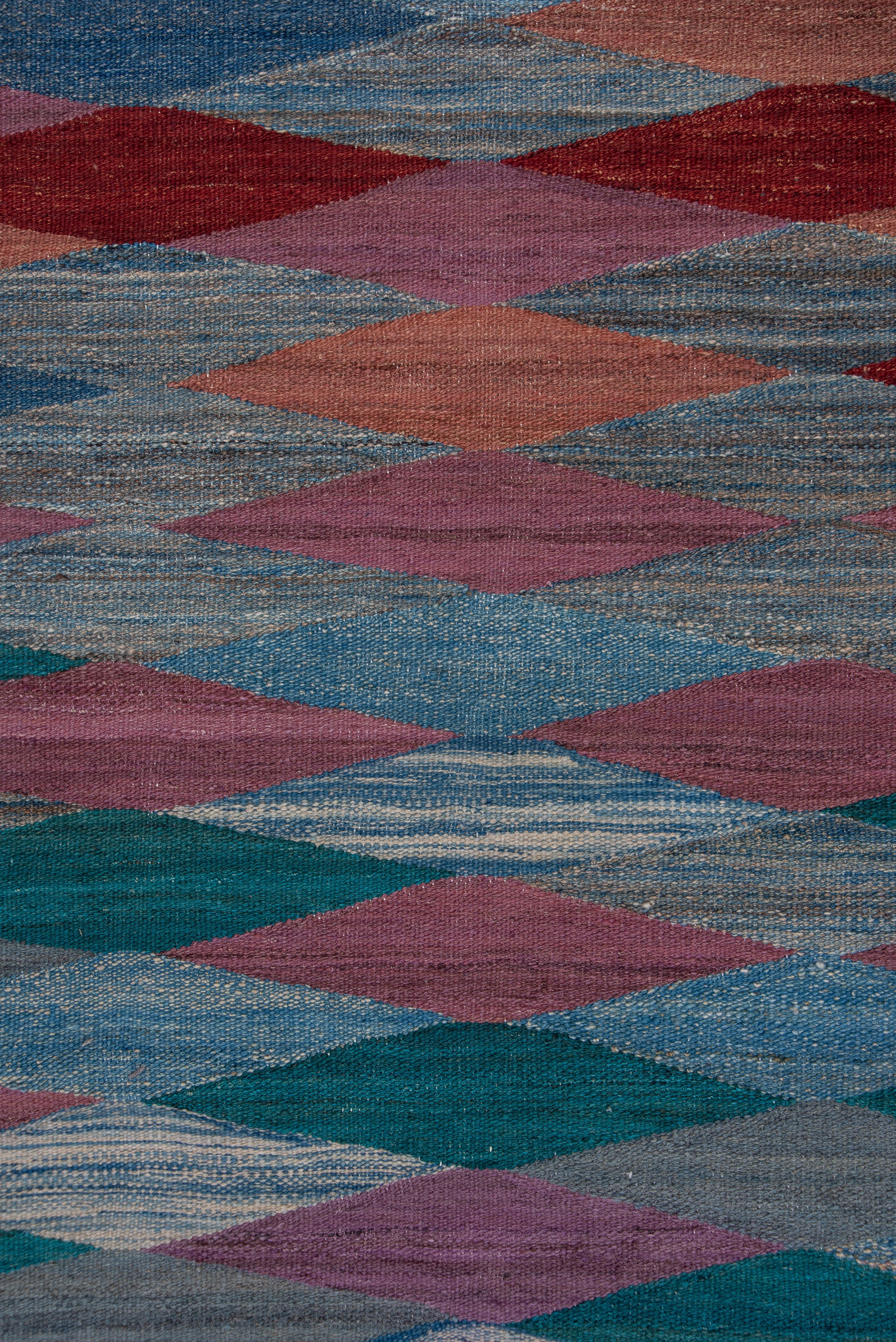 Colorful % Modern Wool Flatweave Area Rug, Diamond and Wave Design In Excellent Condition For Sale In New York, NY