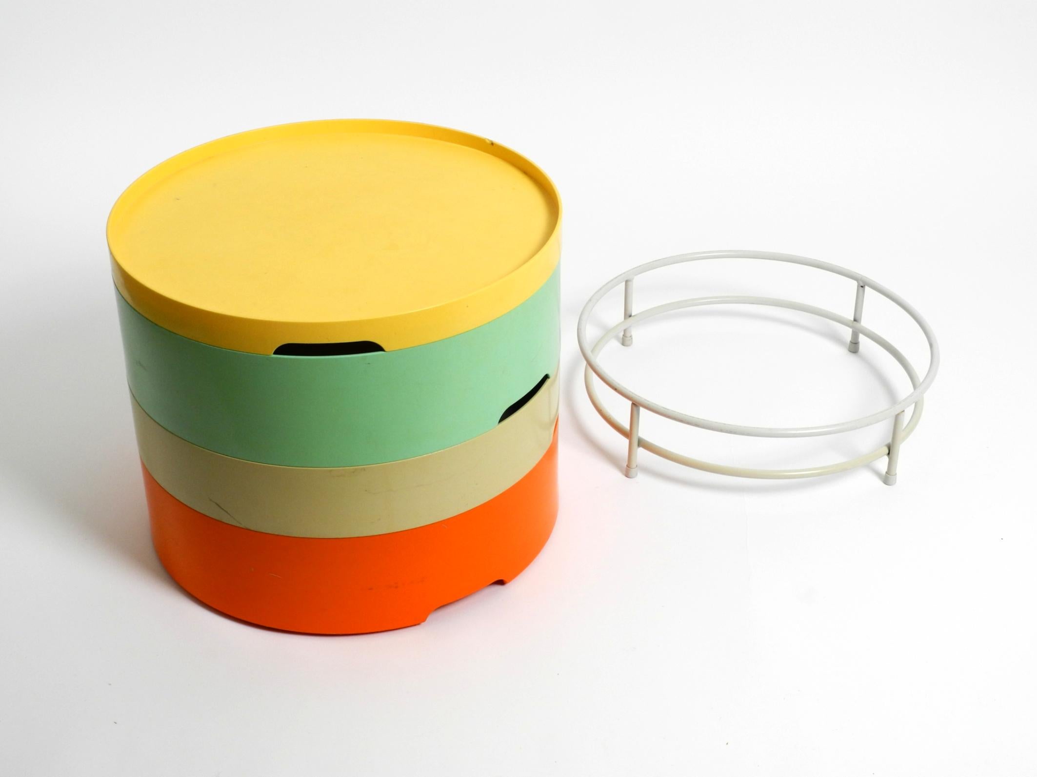 Colorful modular plastic side table from Ikea from the PS 2014 collection In Good Condition In München, DE