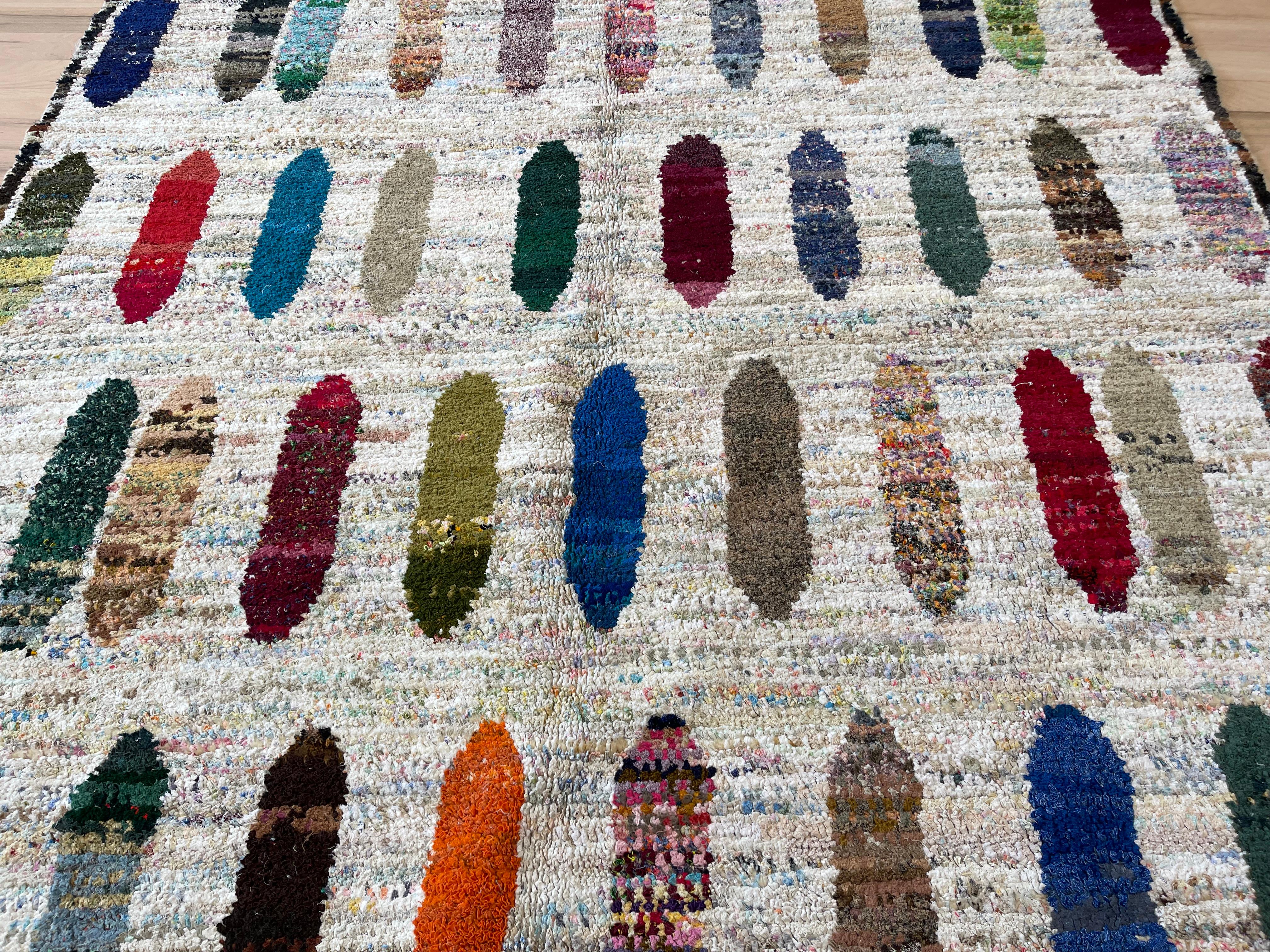 Bunter marokkanischer Design-Teppich  im Angebot 2
