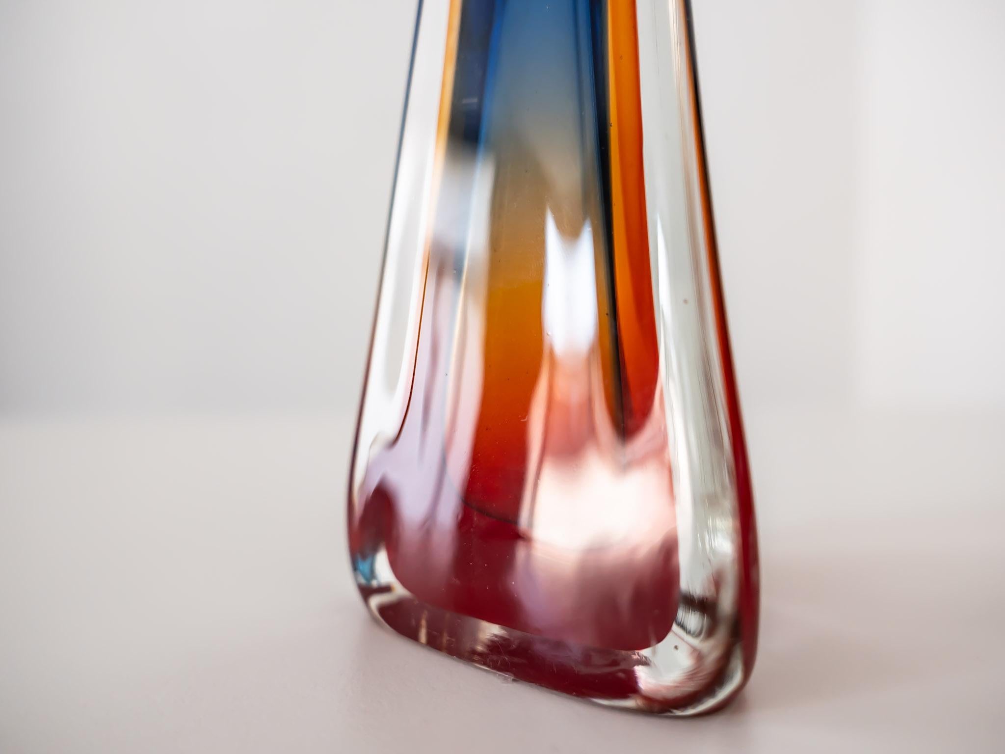 Mid-20th Century Colorful Murano Glass Sommerso Vase for Maestri Muranesi, Italy 1960s For Sale