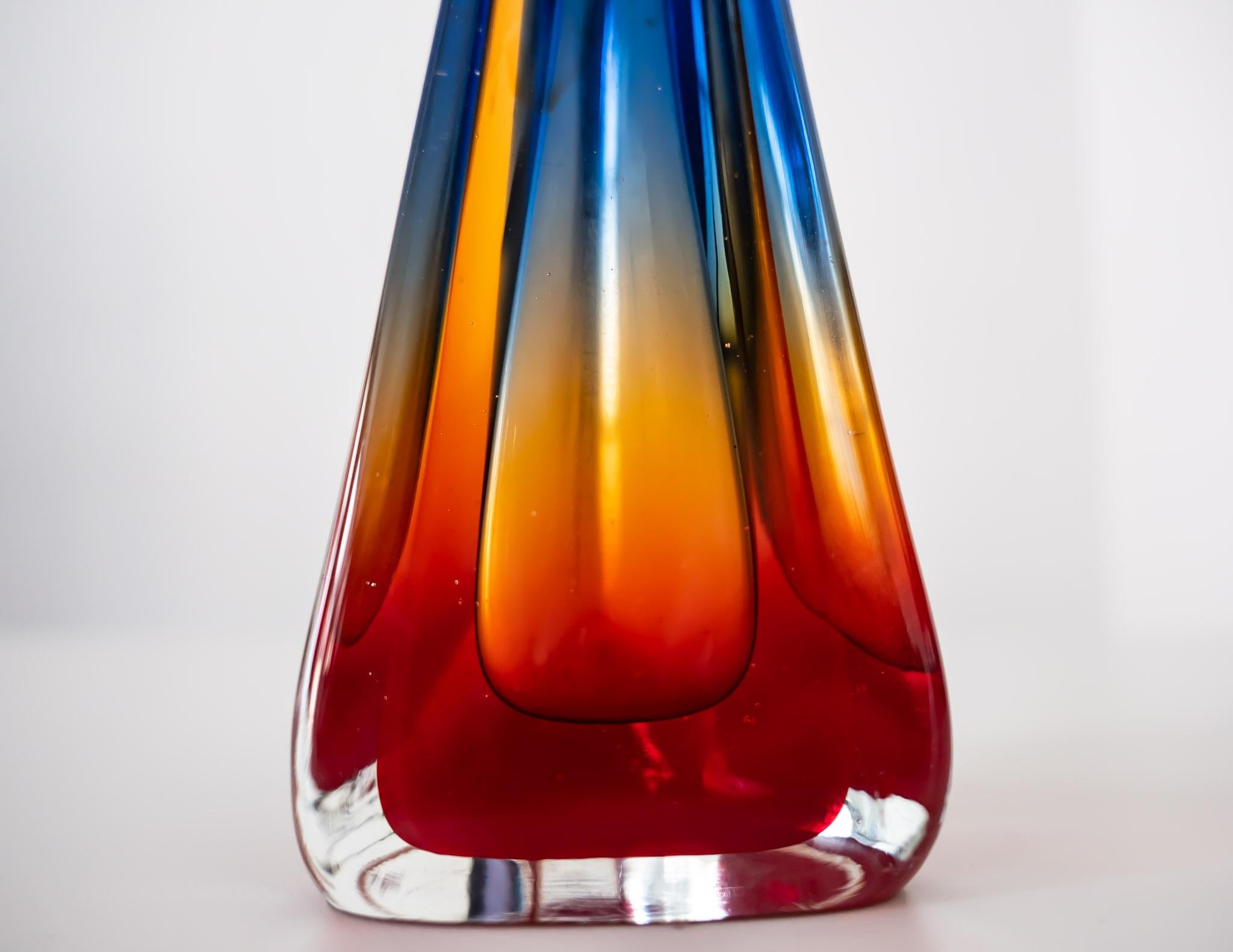 Colorful Murano Glass Sommerso Vase for Maestri Muranesi, Italy 1960s For Sale 1