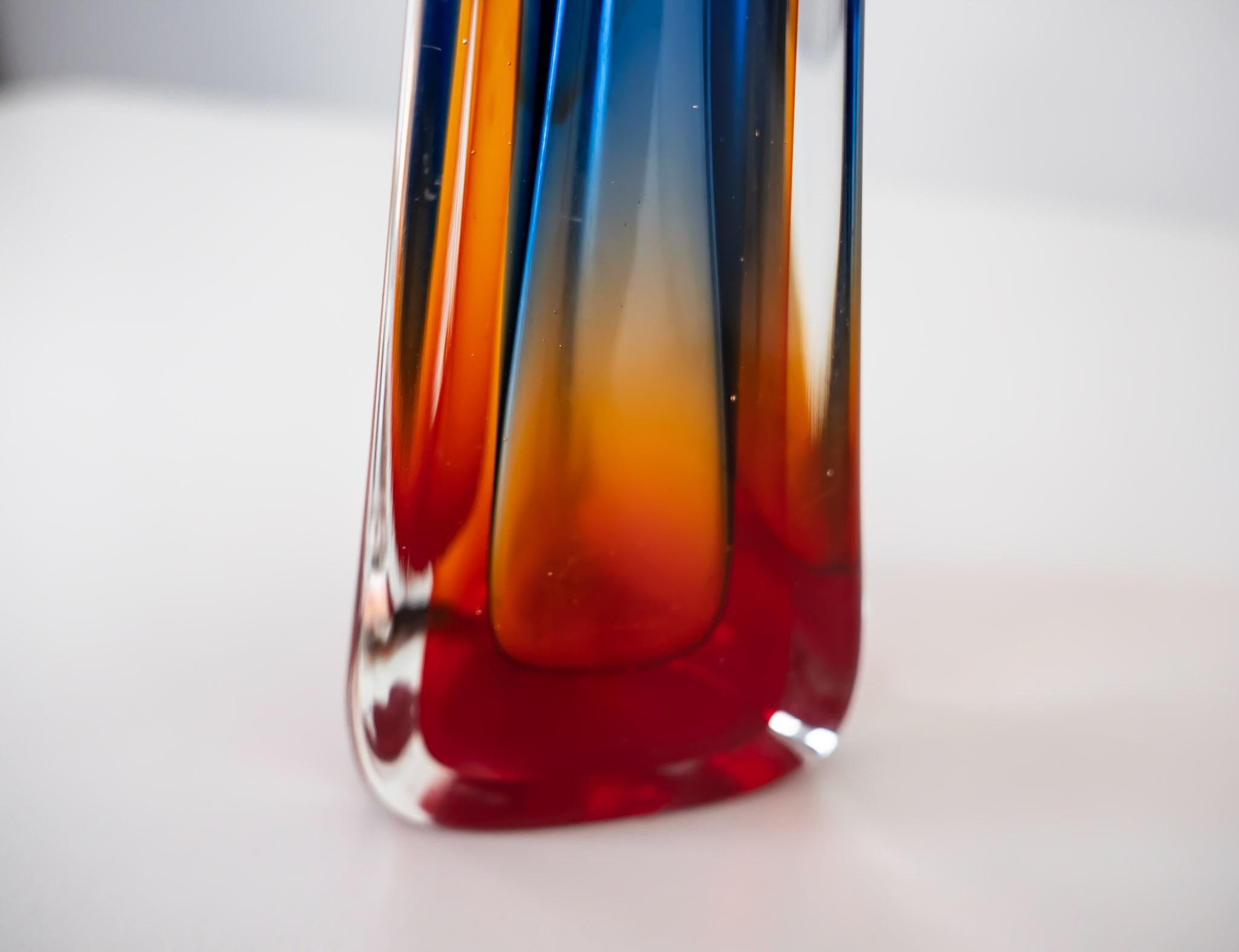 Colorful Murano Glass Sommerso Vase for Maestri Muranesi, Italy 1960s For Sale 2