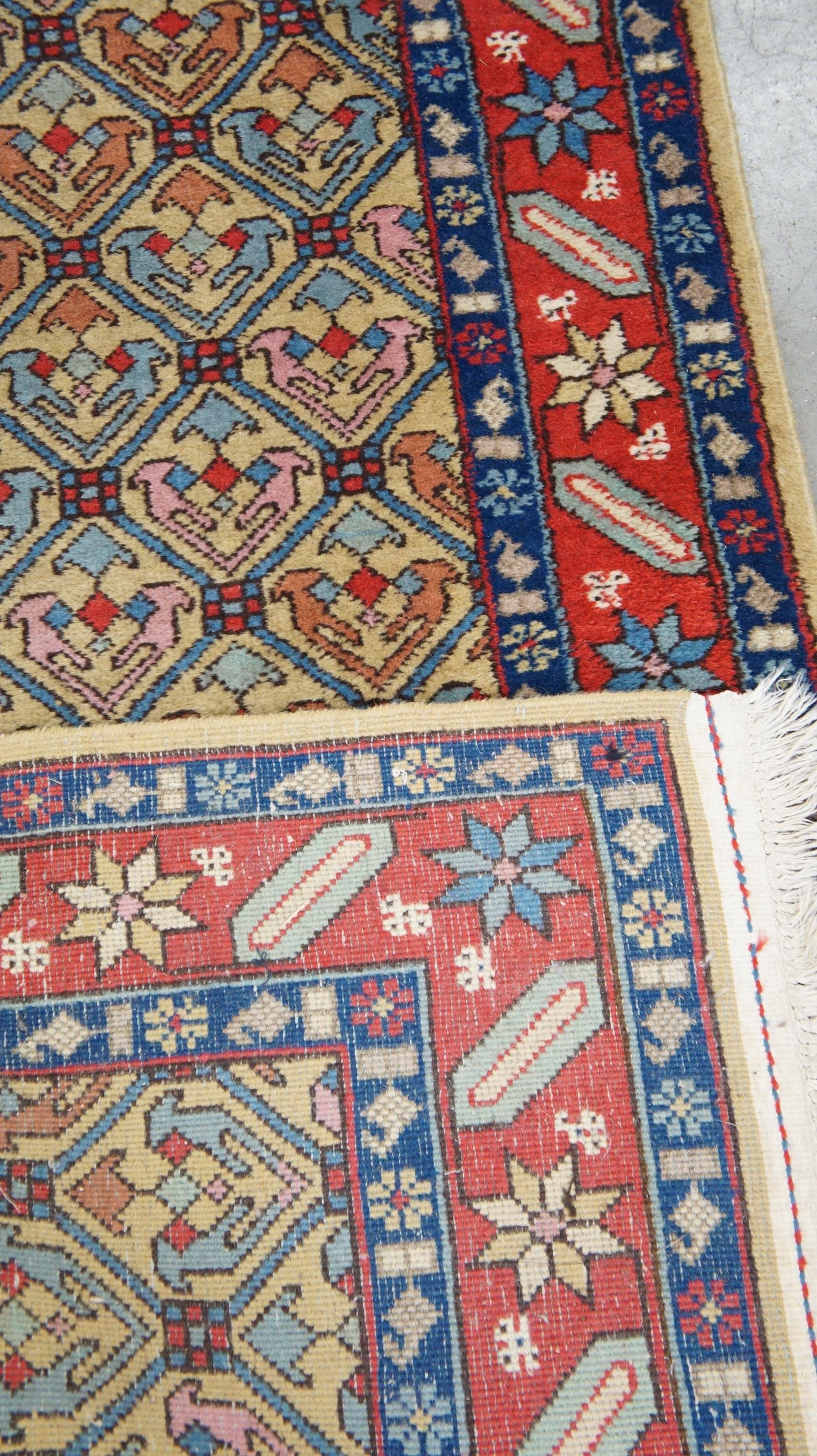 Wool Colorful oriental runner with contrasting edges and cozy patterns 314x92cm For Sale