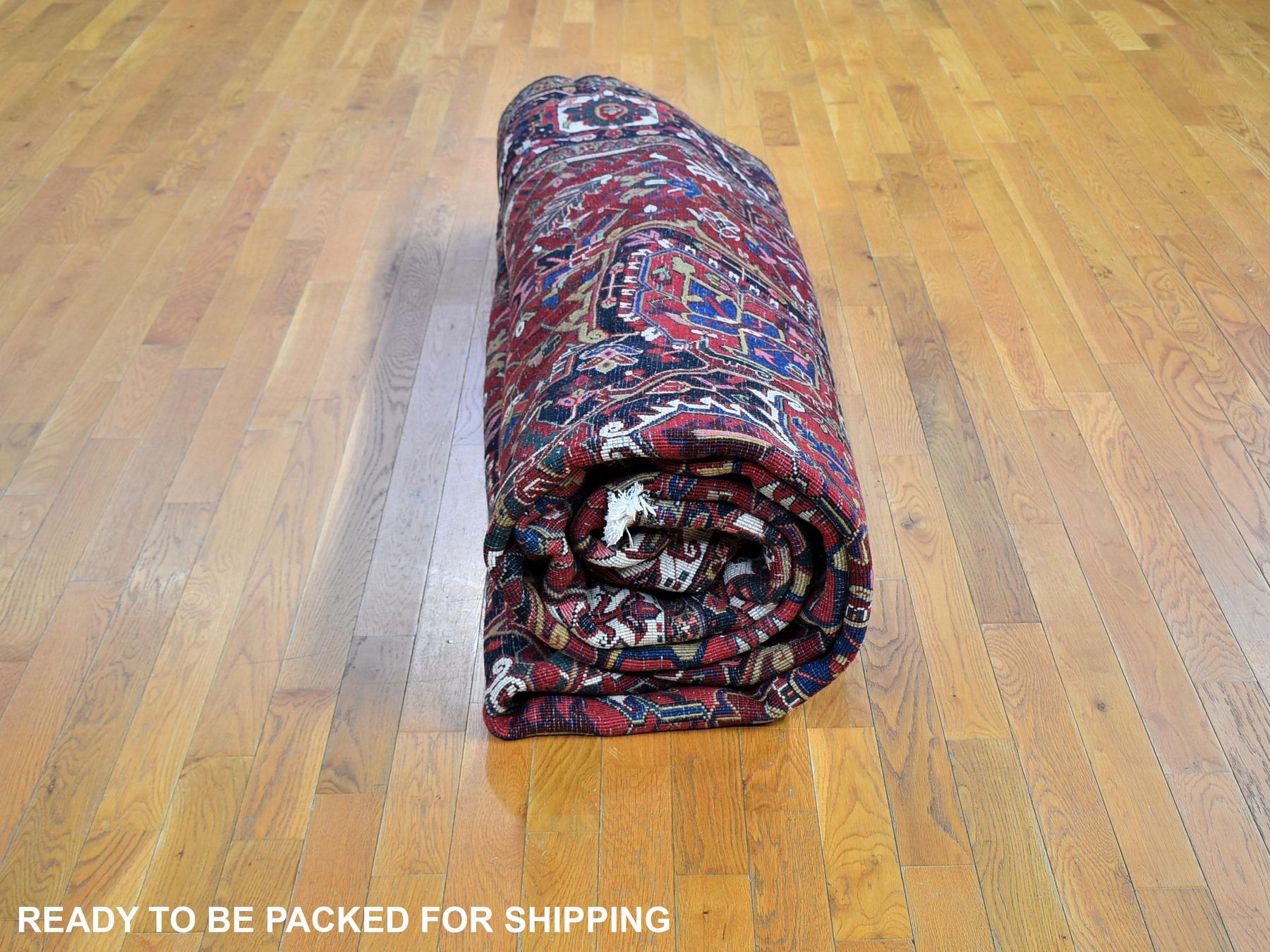 Colorful Oversized Persian Heriz, Clean, Hand Knotted Oriental Rug 3
