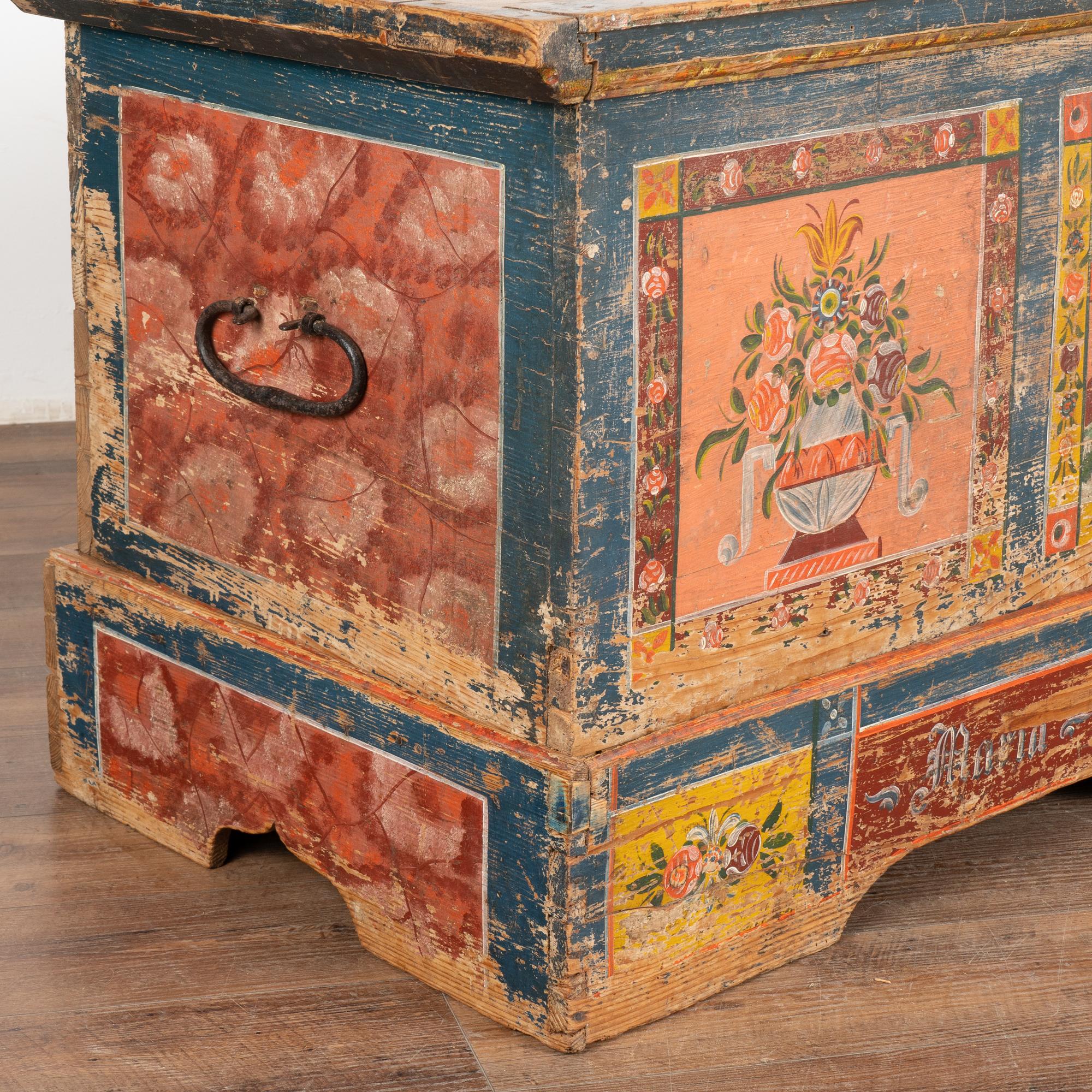 Bunte bemalte Besteck-Truhe mit flacher Platte, datiert 1803, Ungarn 1