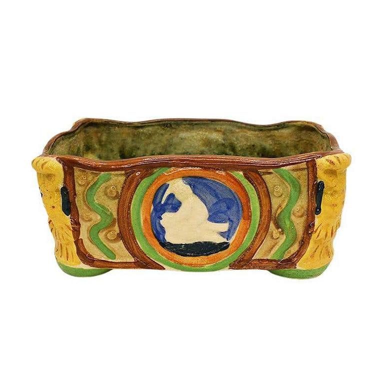 Mid-Century Modern Jardinière rectangulaire colorée polychrome en céramique de majolique japonaise peinte à la main en vente