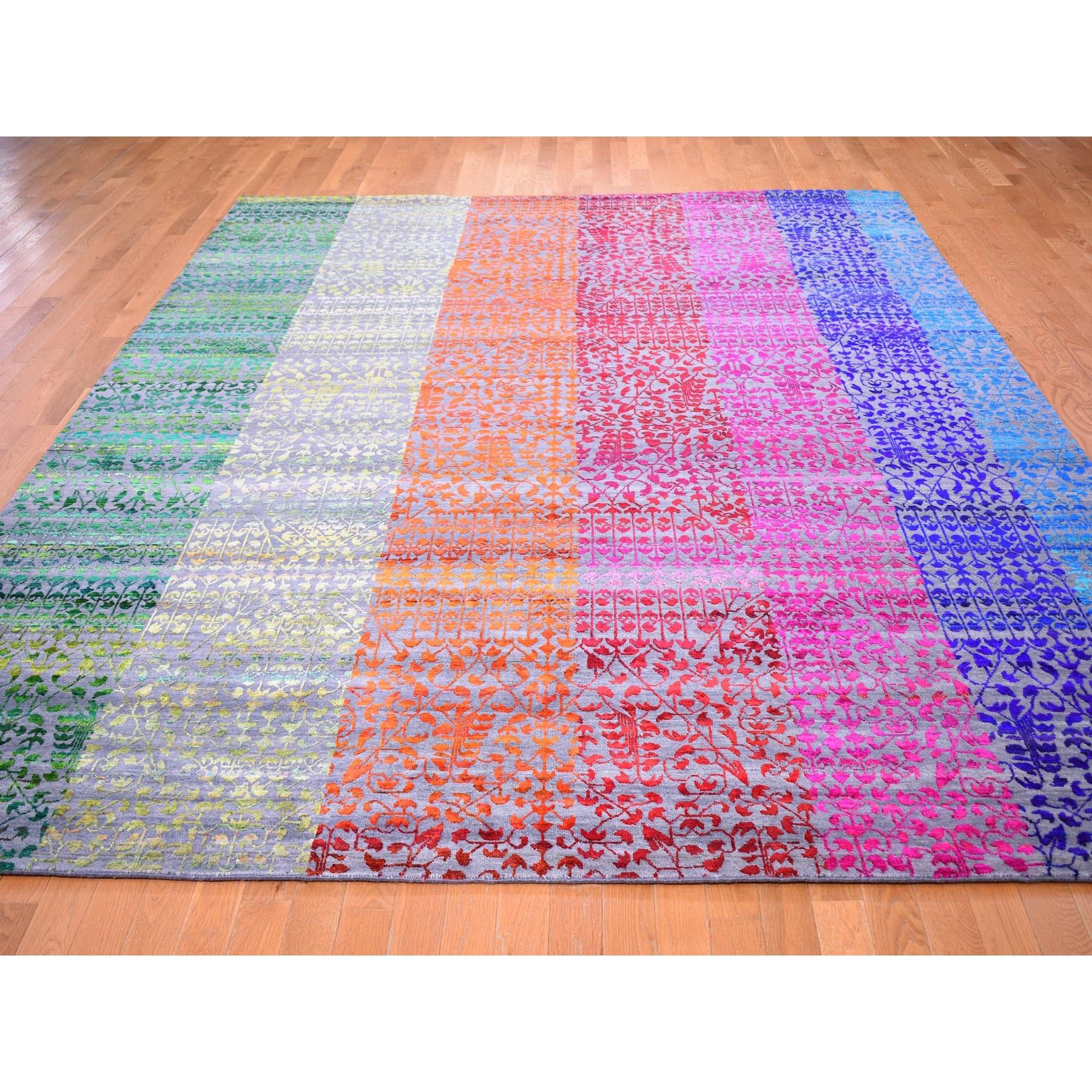 Moderne Tapis coloré Sari Sampler Bespoken Tone On Tone noué à la main 9'0