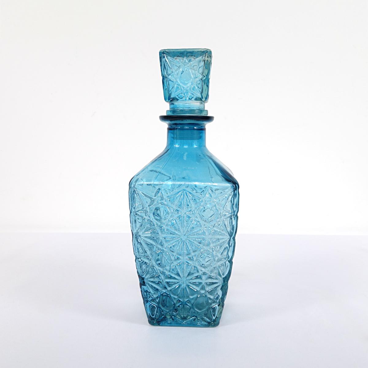 Mid-Century Modern Ensemble coloré de six carafes en verre de style mi-siècle moderne par Empoli en vente