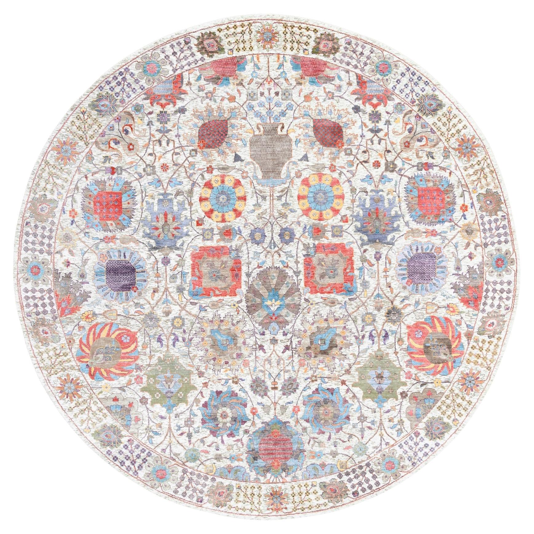 Tappeto colorato in seta con disegno Tabriz in lana annodato a mano 10'1" x 10'0" in vendita