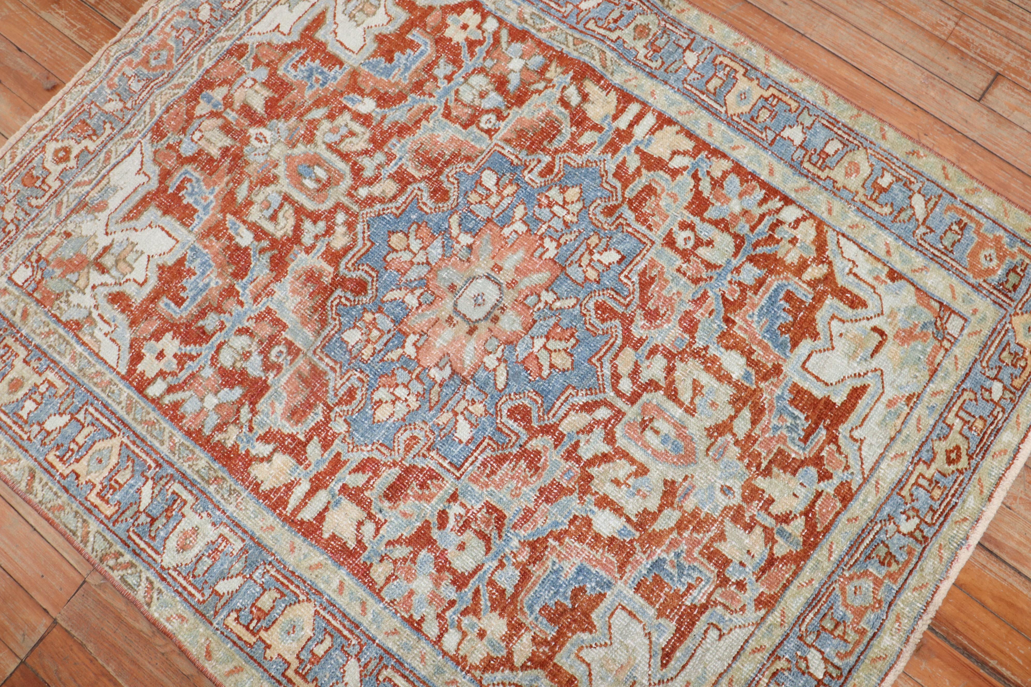 Colorful Small Size Antique Persian Heriz Rug In Good Condition For Sale In New York, NY