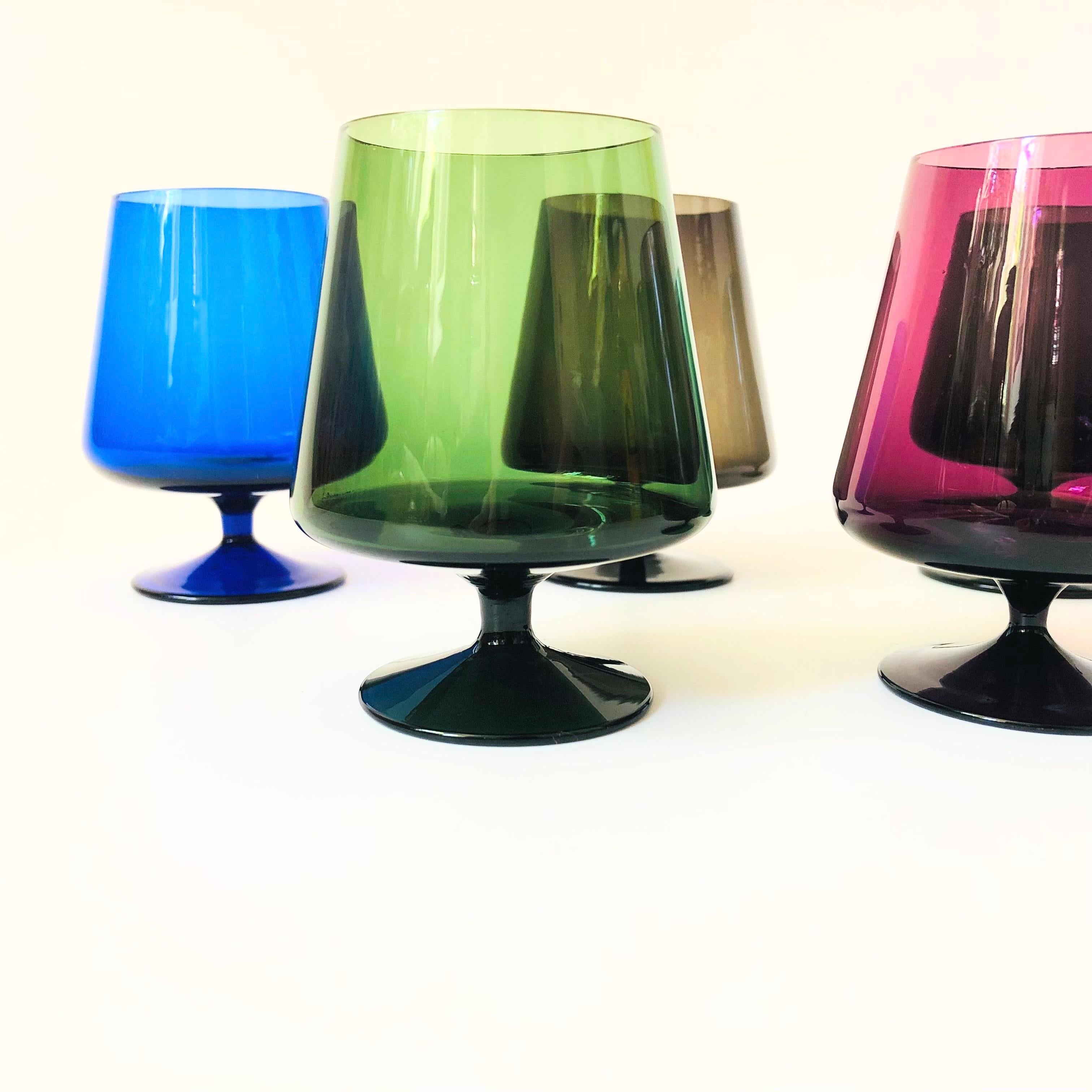 Mid-Century moderno Cordiali Vintage colorati - Set di 5 pezzi in vendita