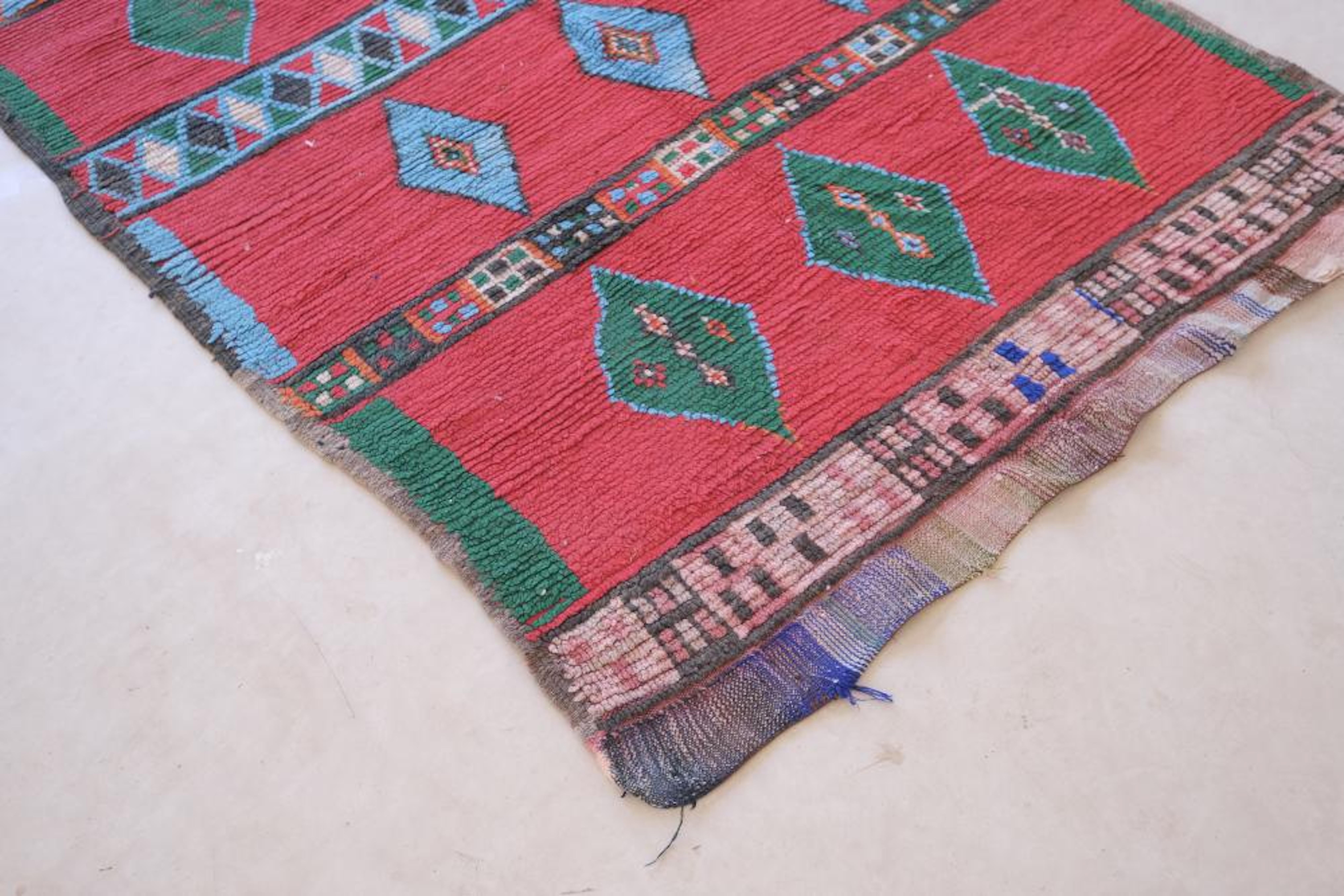 Bunte Vintage Marokkanische Boujaad Teppich Läufer (Wolle) im Angebot