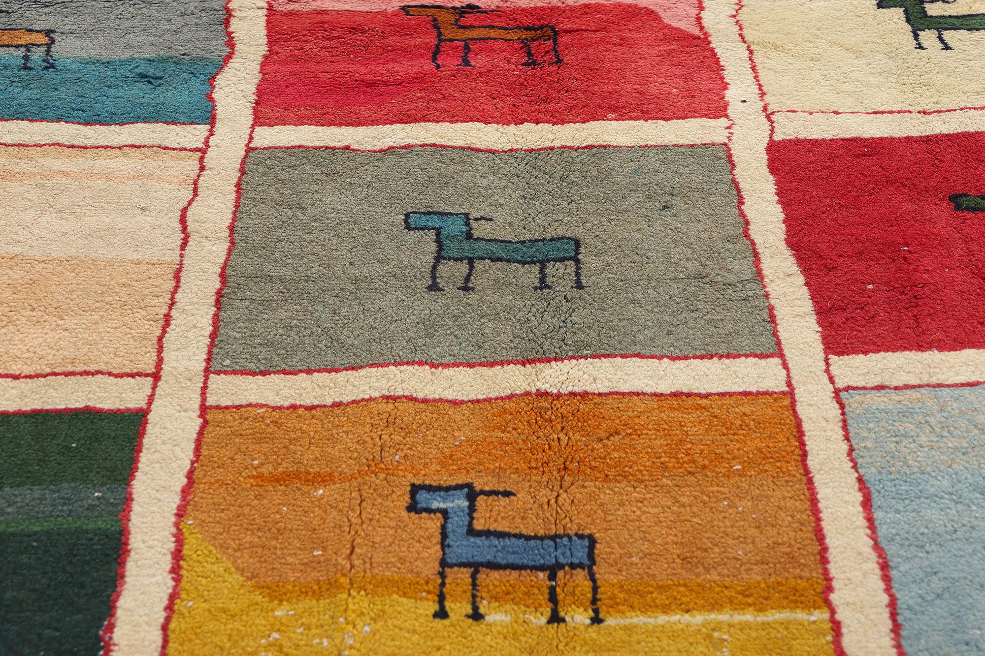 Colorful Vintage Persischer Gabbeh Karton-Teppich mit Tiermotiven aus Gabbeh im Zustand „Gut“ im Angebot in Dallas, TX