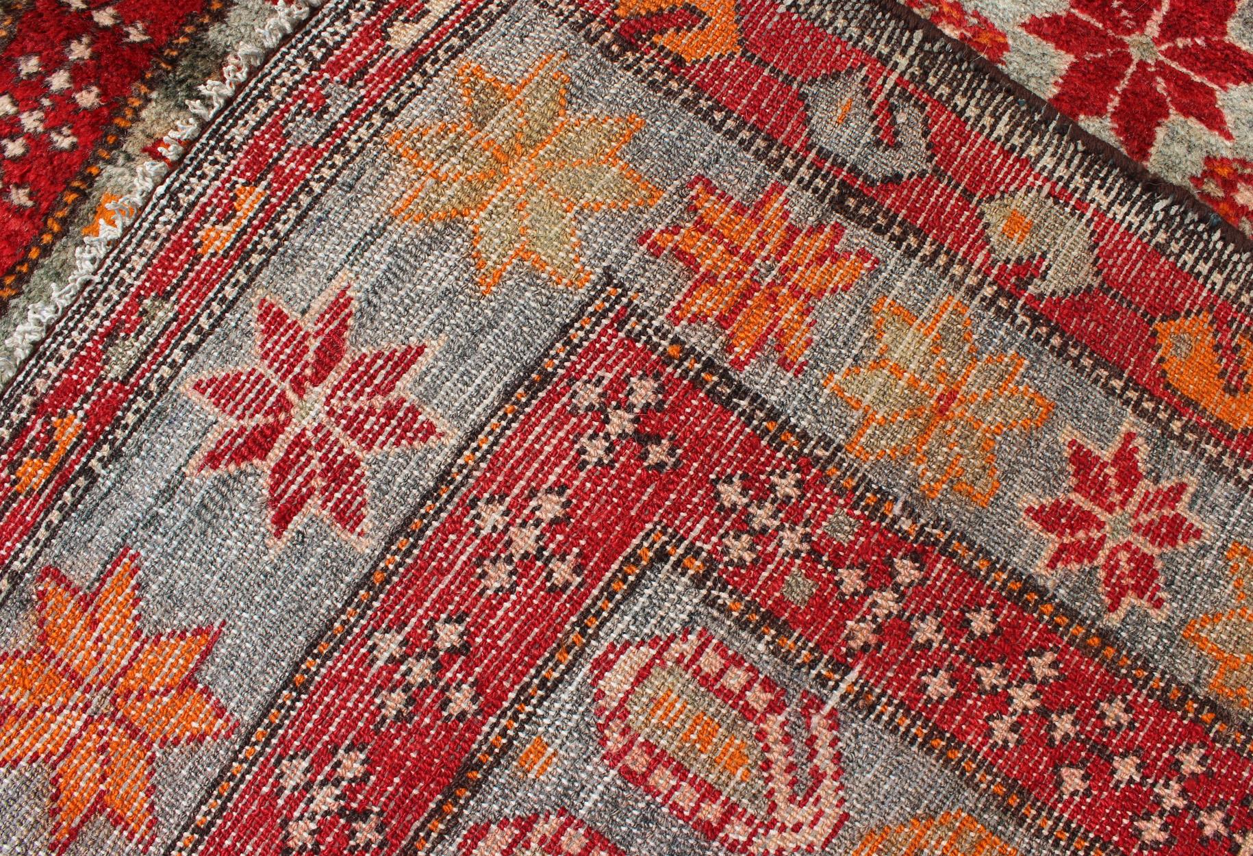 Colorful Vintage Persian Hamedan Rug with All-Over Motif Design For Sale 3