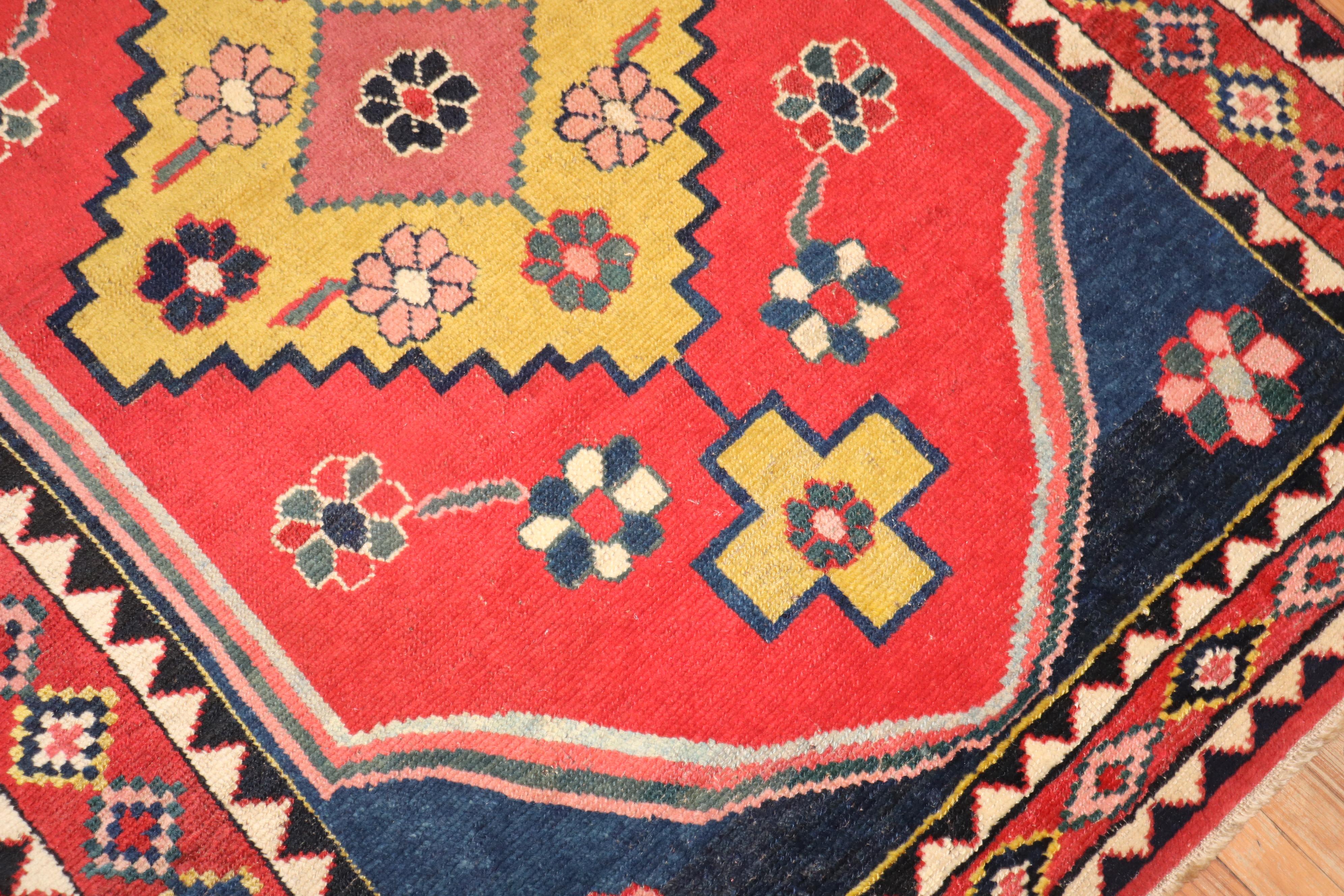 Bunter quadratischer Gabbeh-Teppich im Vintage-Stil aus Persien (Moderne der Mitte des Jahrhunderts) im Angebot