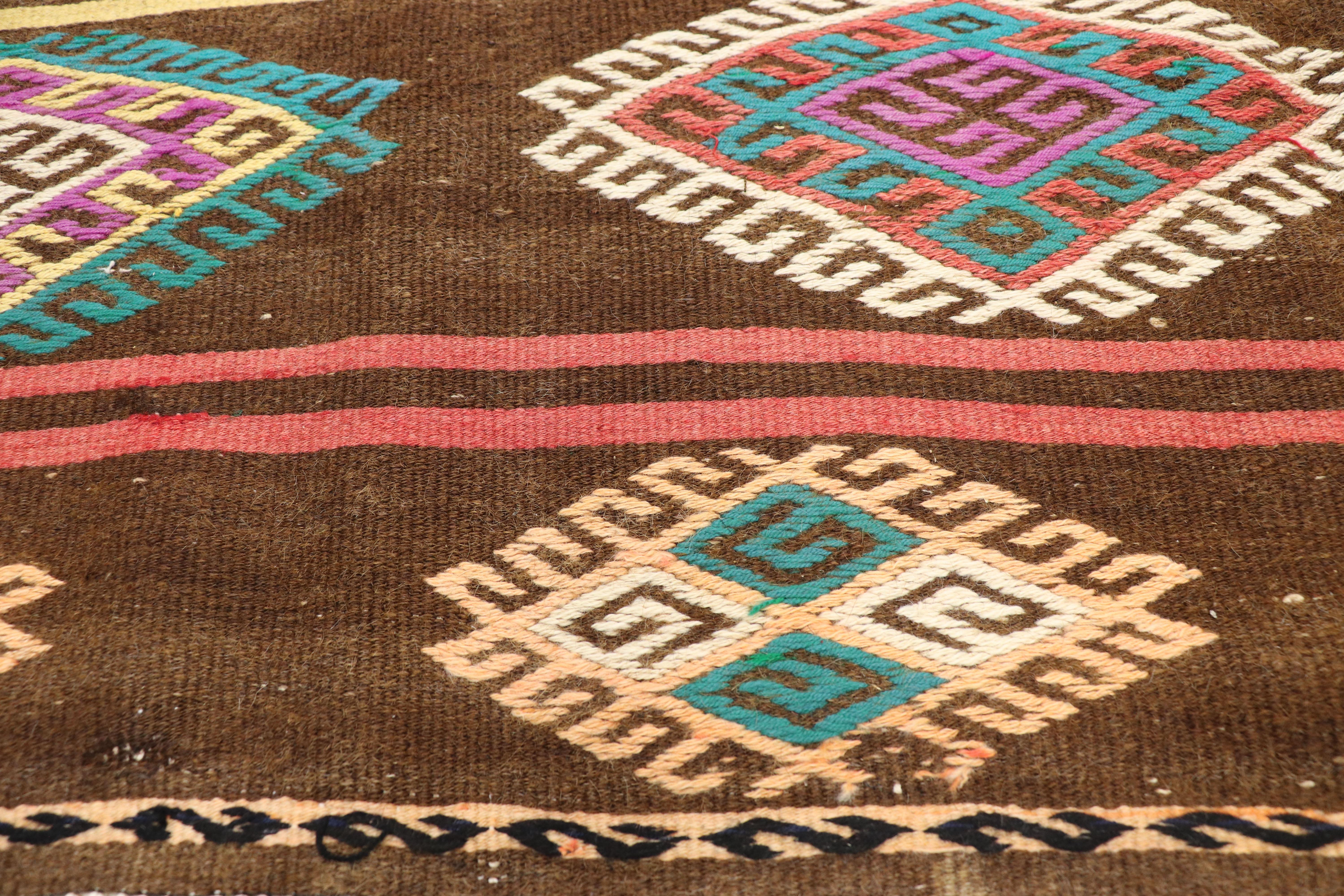 Colorful Vintage Turkish Balikesir Jajim Kilim rug with Boho Tribal Style In Good Condition For Sale In Dallas, TX