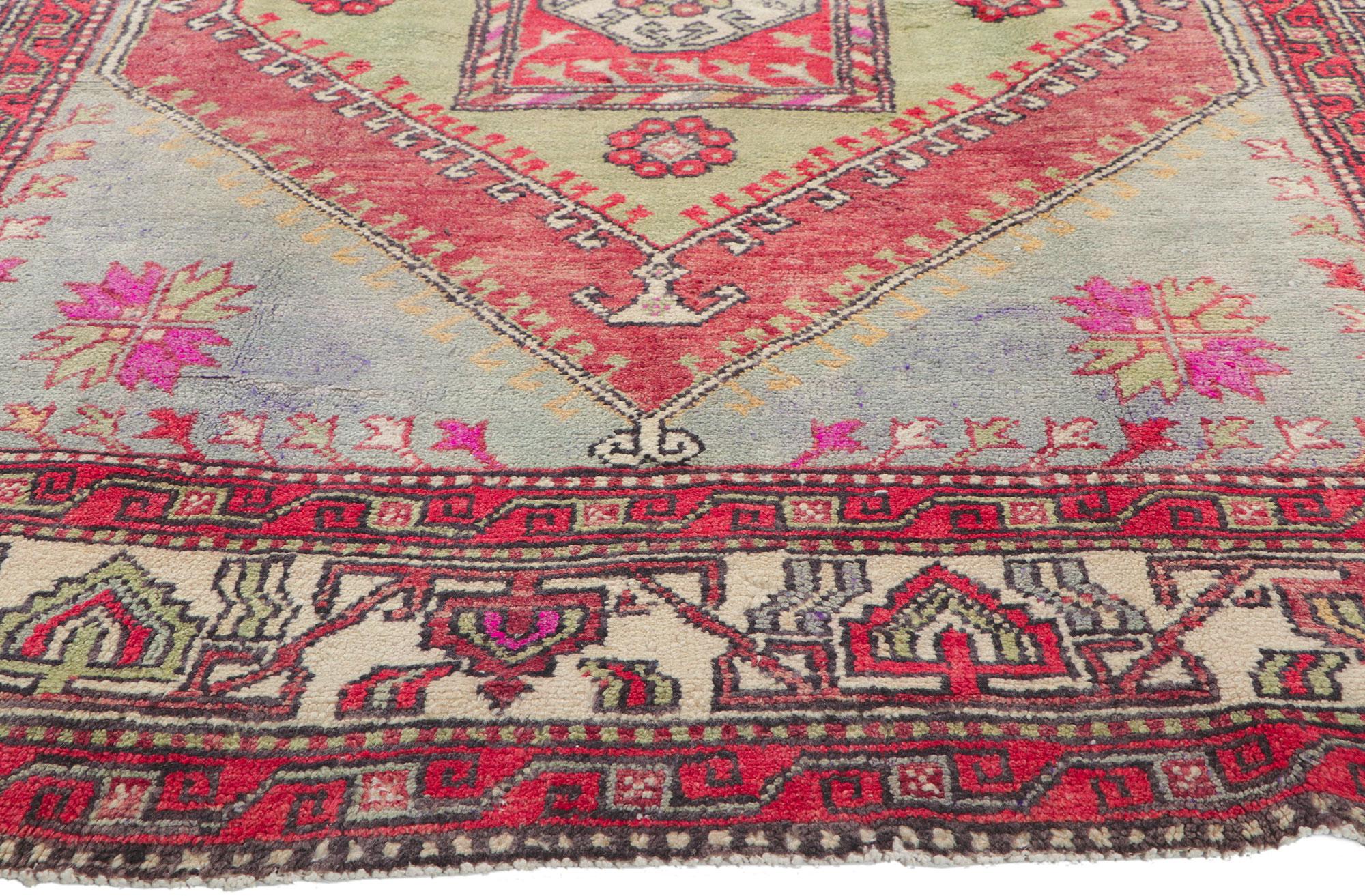 Colorful Vintage Turkish Oushak Rug In Good Condition For Sale In Dallas, TX