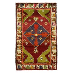 Tapis turc coloré vintage d'Oushak