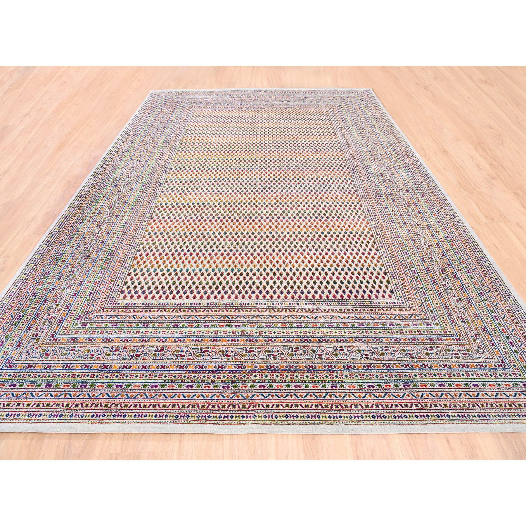Sarouk Farahan Tappeto colorato in lana e seta Sari Sarouk Mir ispirato al design Boteh annodato a mano in vendita