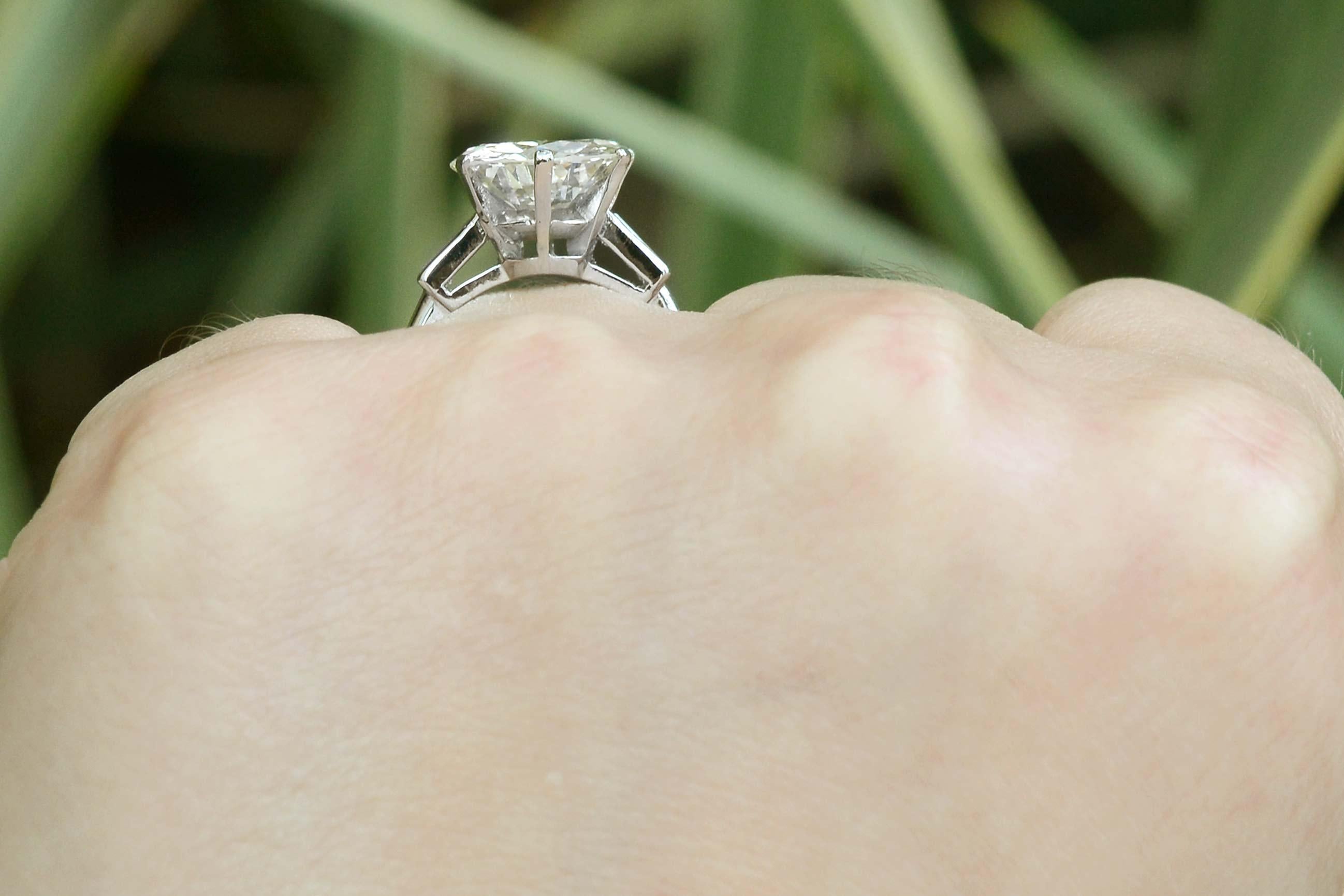 4 carat round diamond ring