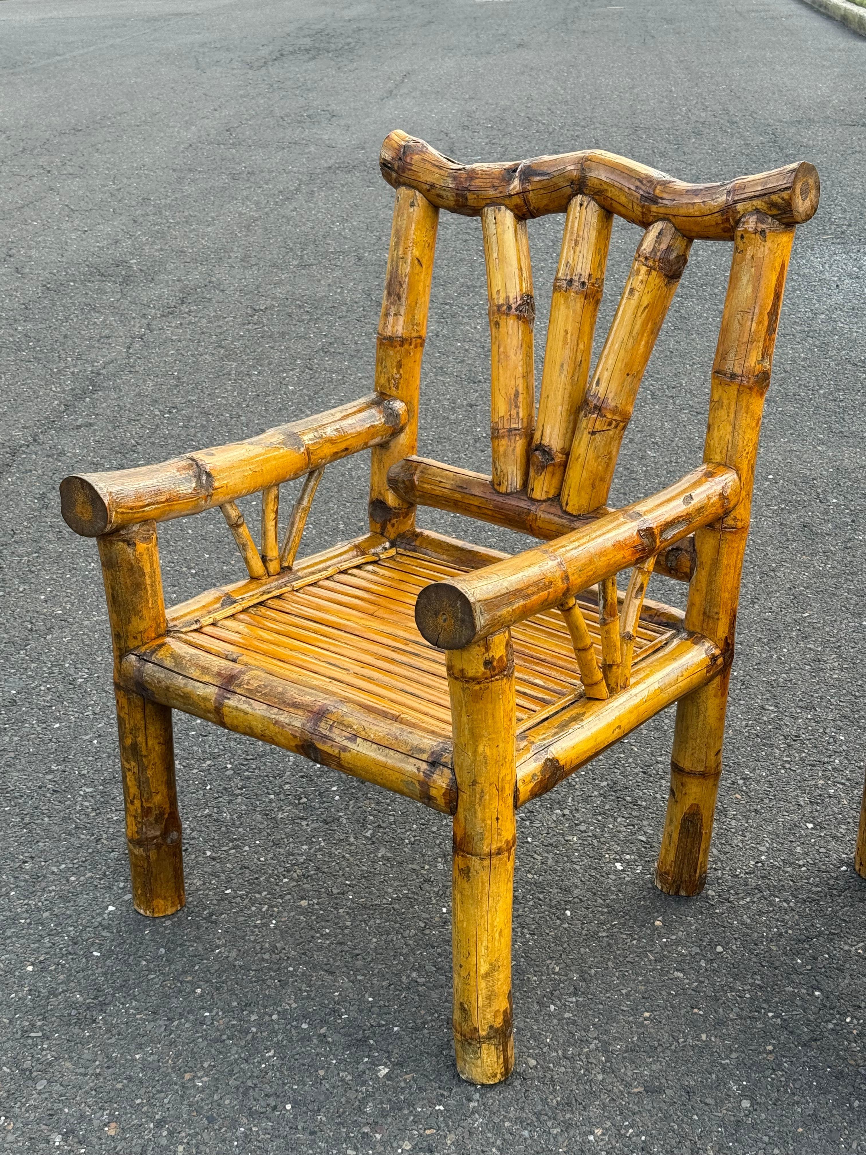 Bohème Table basse et chaises d'appoint en bambou colossal en vente