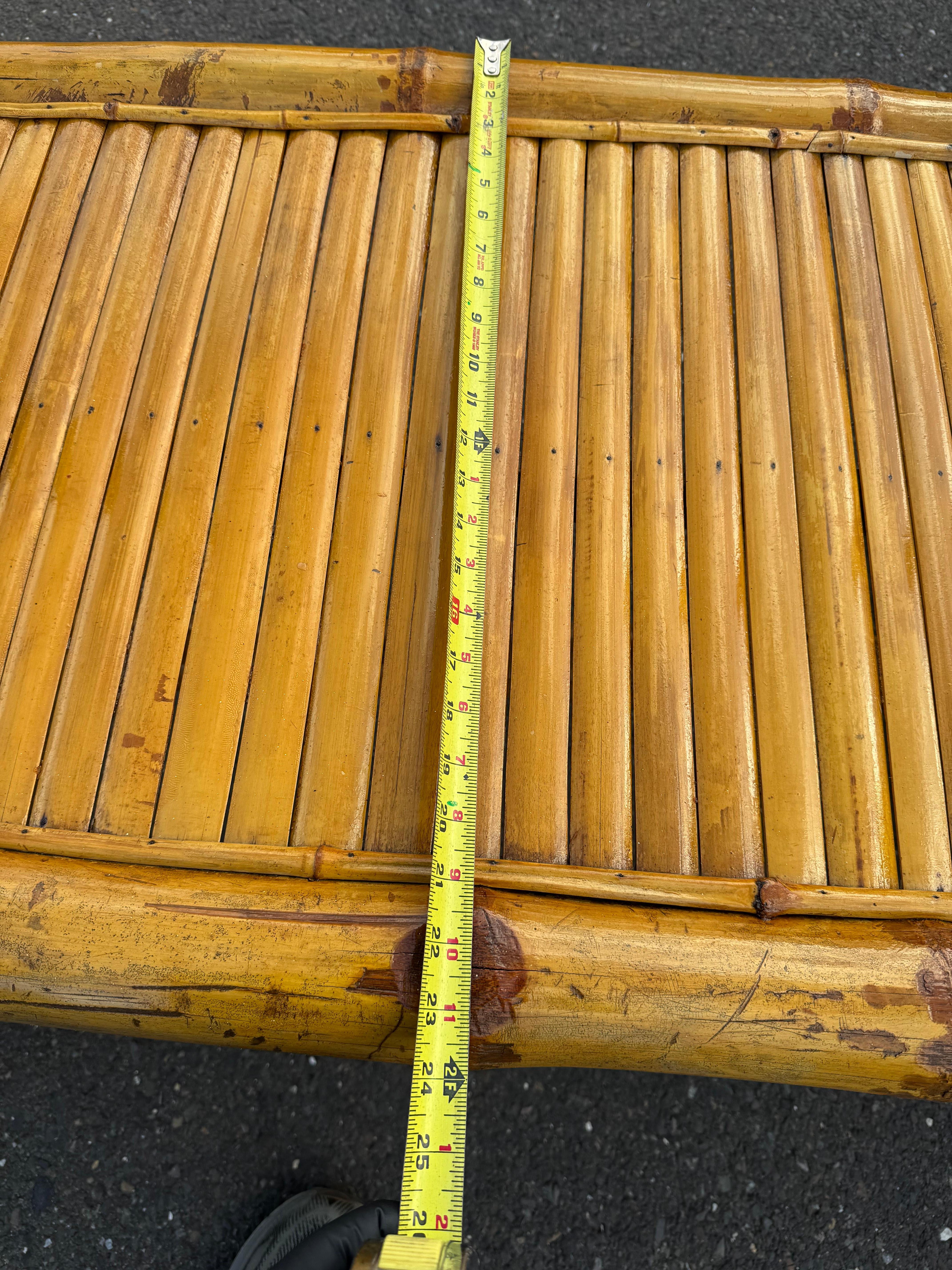 Fin du 20e siècle Table basse et chaises d'appoint en bambou colossal en vente