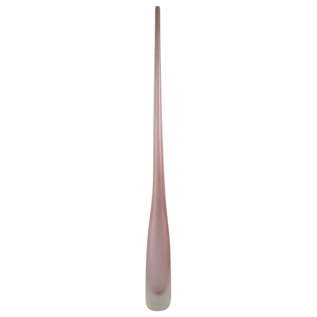 Colossale vaso di Murano in vetro artistico soffiato a bocca rosa e smerigliato in vendita