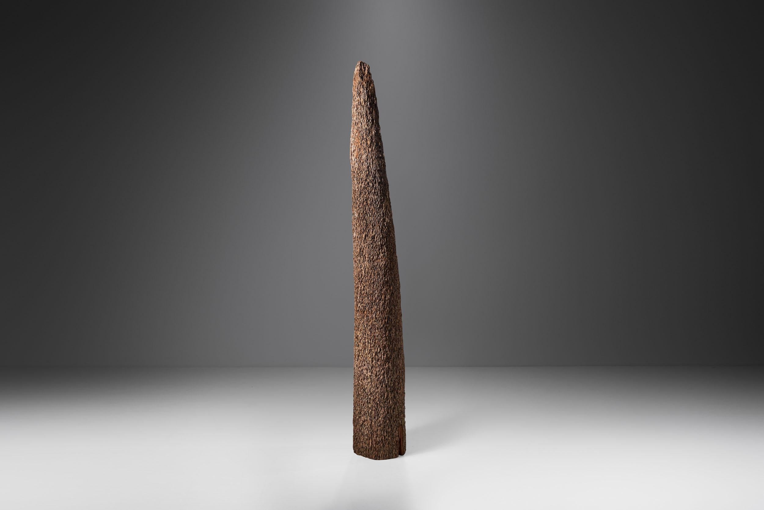Organique Sculpture de tronc d'arbre colossal, Afrique, 20ème siècle en vente