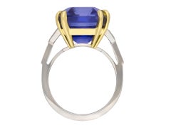 Colour change Ceylon sapphire and diamond ring