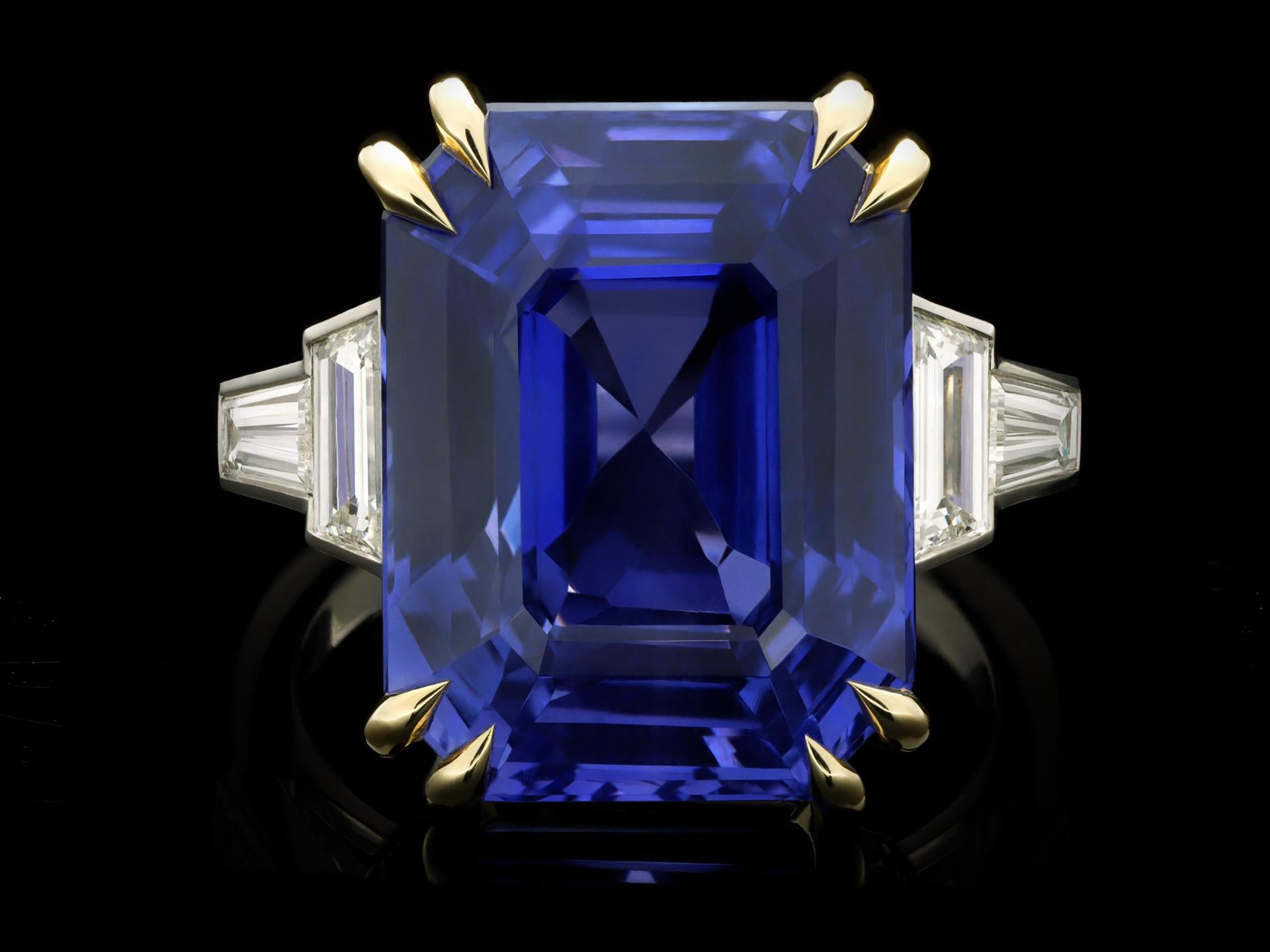 Octagon Cut Colour change Ceylon sapphire and diamond ring For Sale