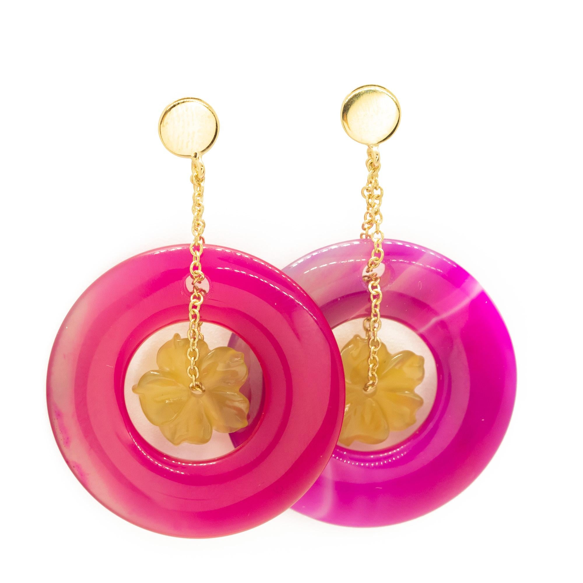 Cocktail-Spring-Ohrringe aus 18 Karat Gelbgold mit farbiger Achatblume von Intini Jewels Damen im Angebot