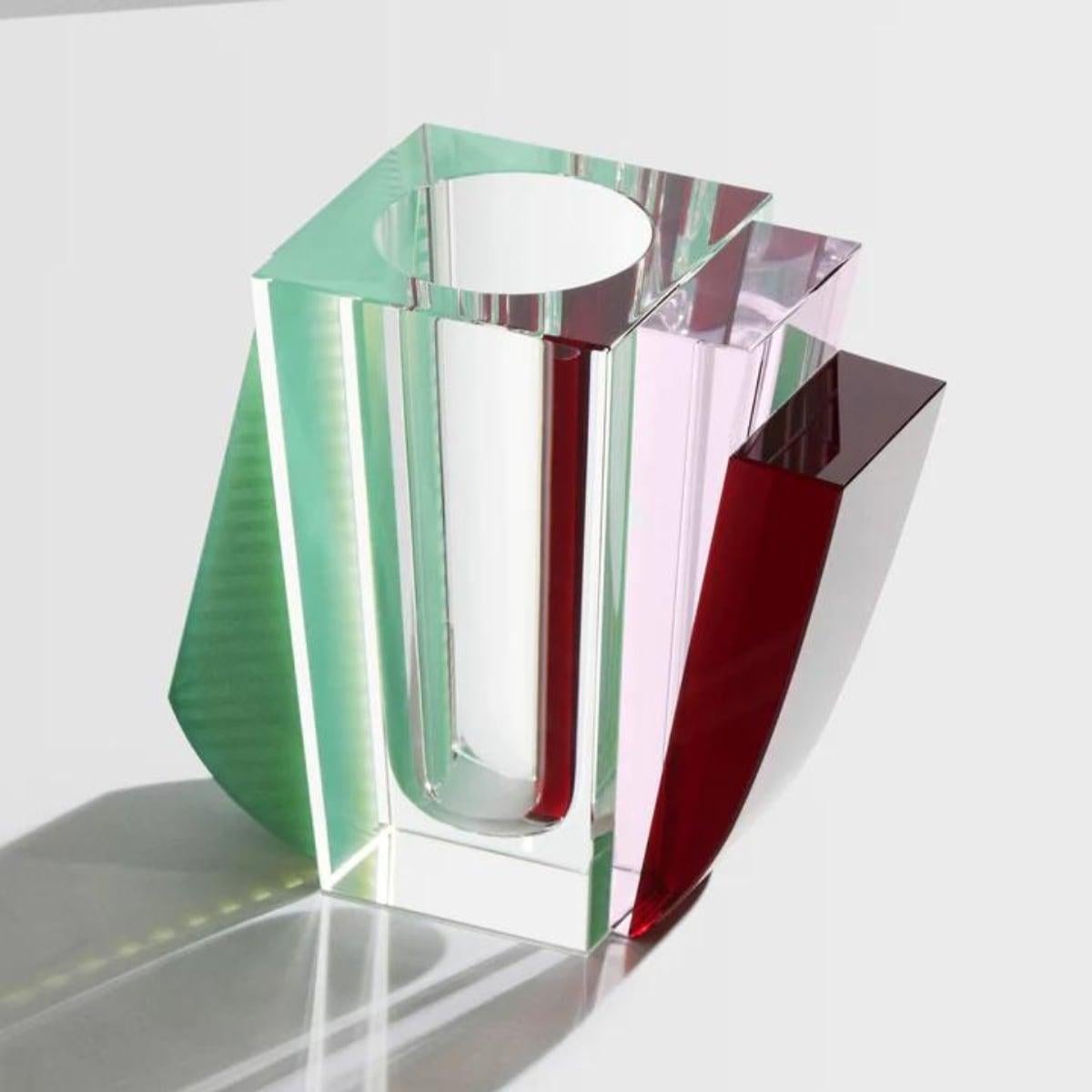 Coloured Crystal Vase, Contemporary Design, Model RAL. In New Condition For Sale In Saint-Ouen, FR