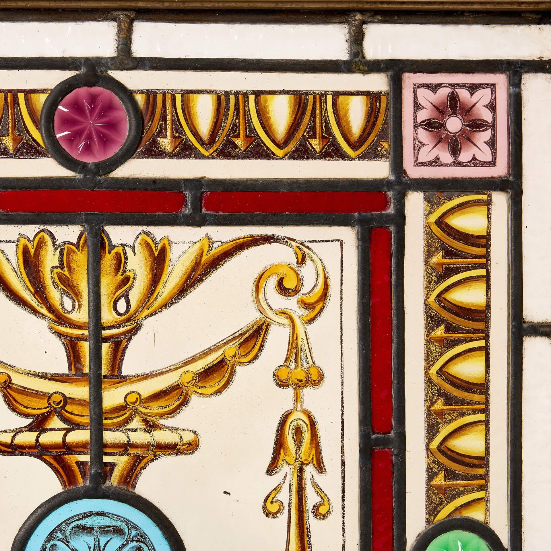 Inglese Doppia finestra colorata in vetro antico Stained Glass in vendita