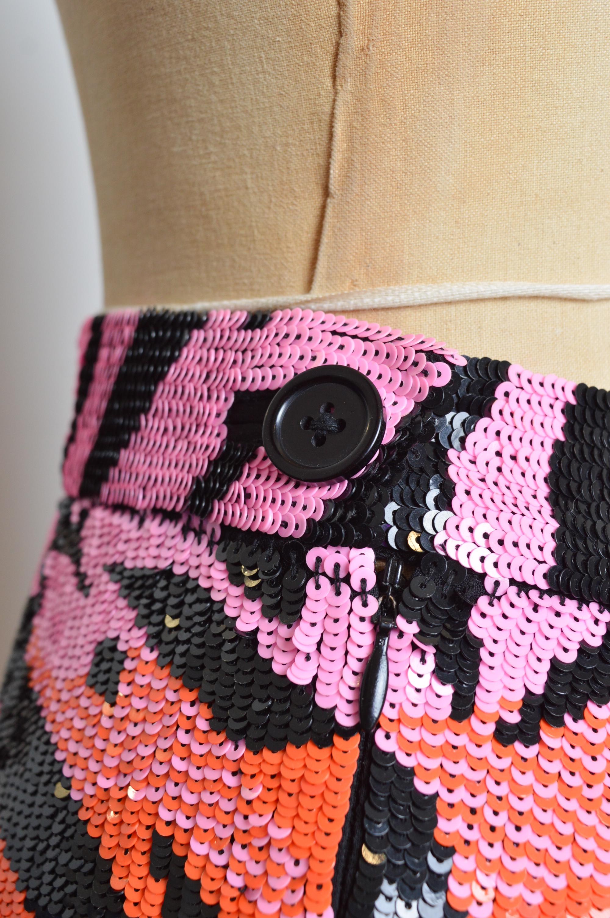 Minigonna colorata a righe tigrate ASHISH Sequin Sunset Ombré in vendita 5
