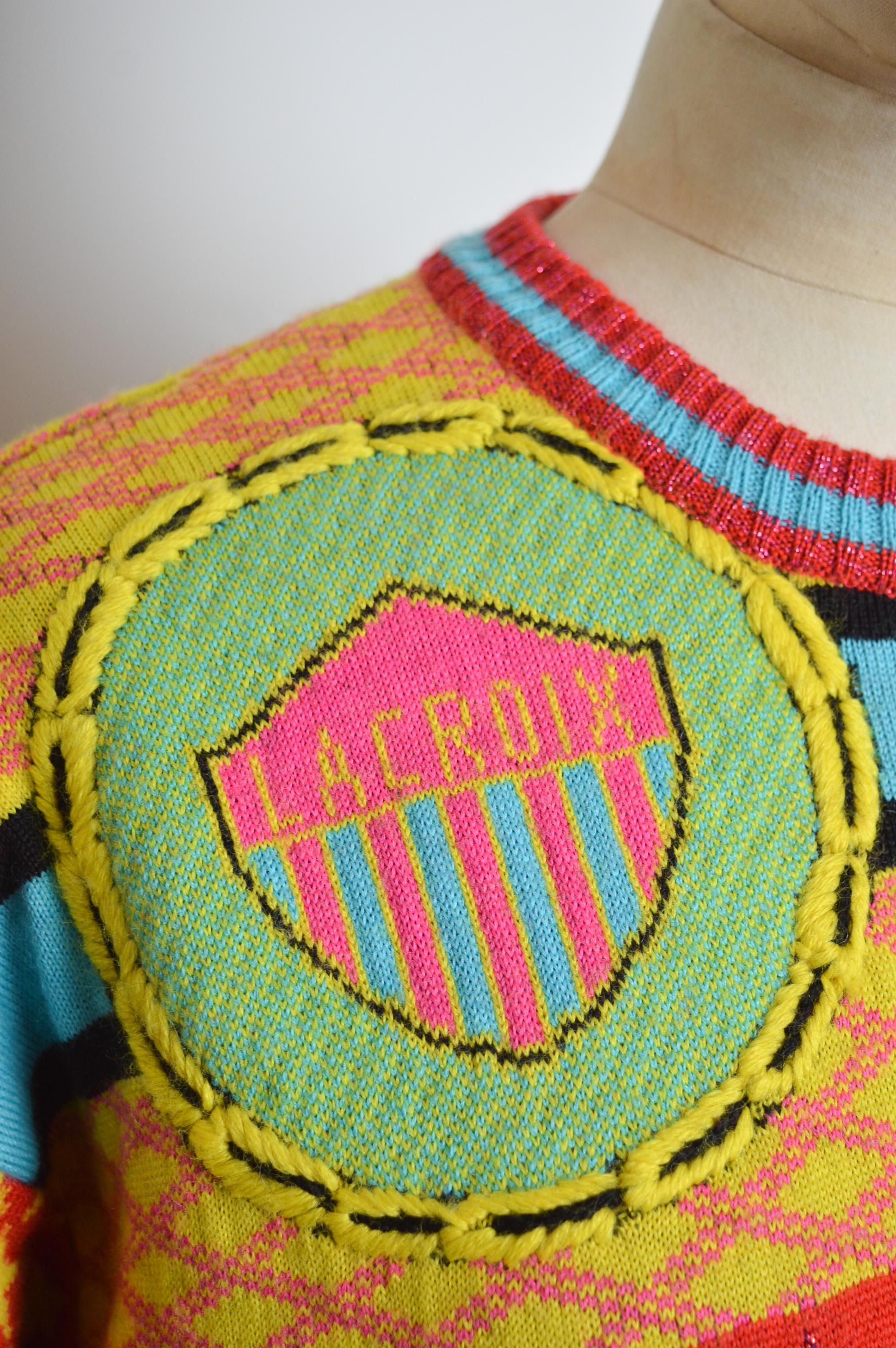 Pull coloré Christian Lacroix des années 1990 en maille arc-en-ciel intense - Pull en laine en vente 1