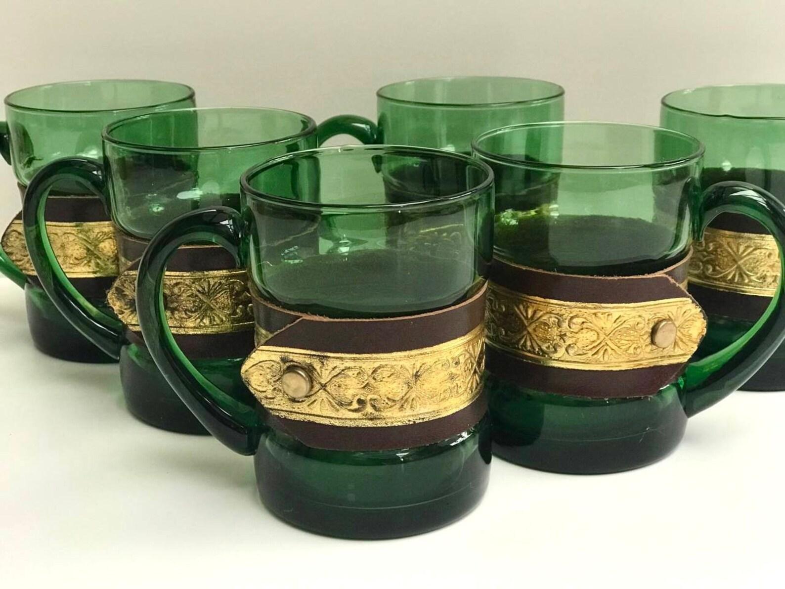 Mid-Century Modern Grands et colorés tasses en verre émeraude vintage, lot de 6, France en vente
