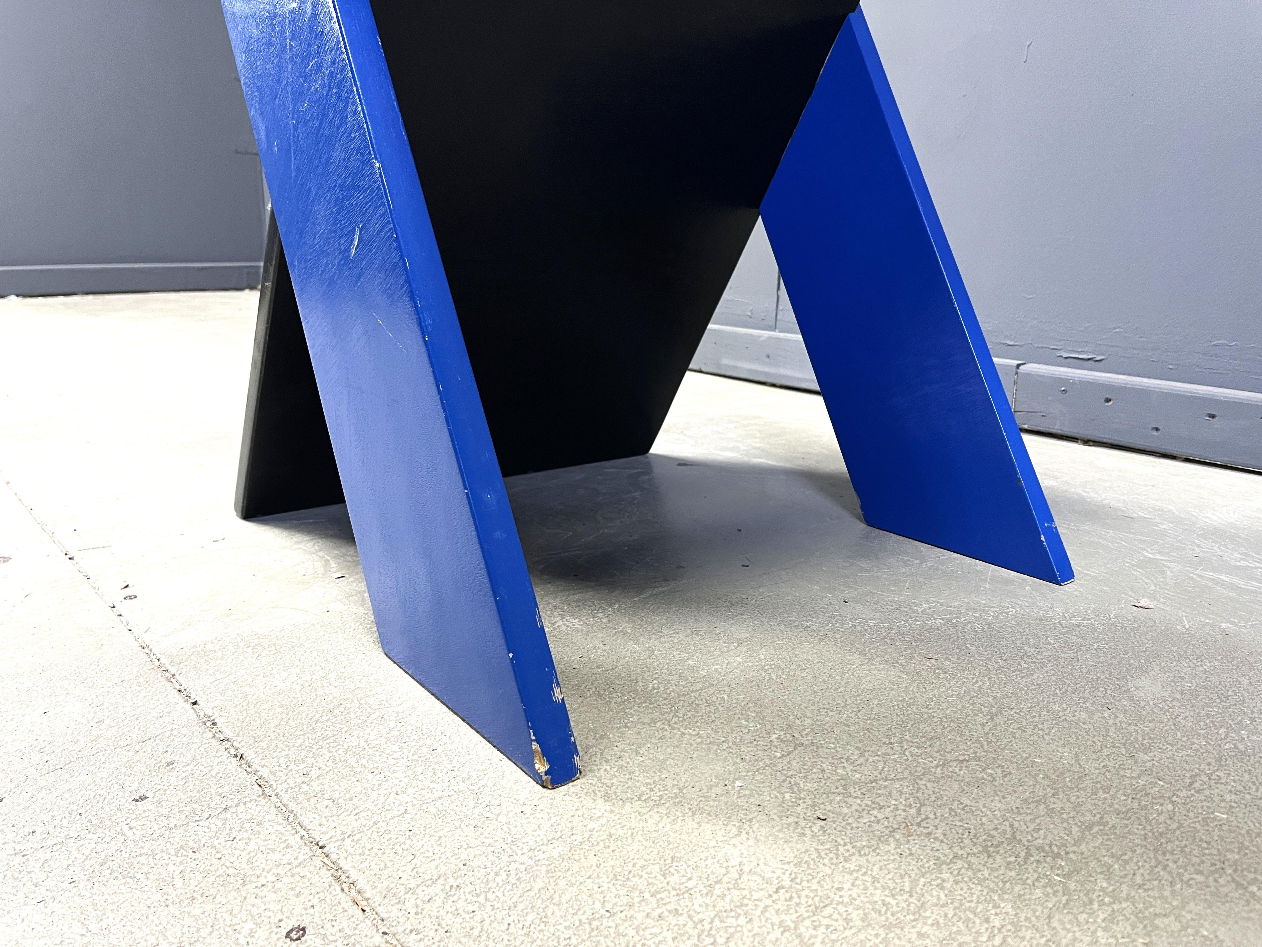 Fauteuil postmoderne coloré, années 1980 en vente 4