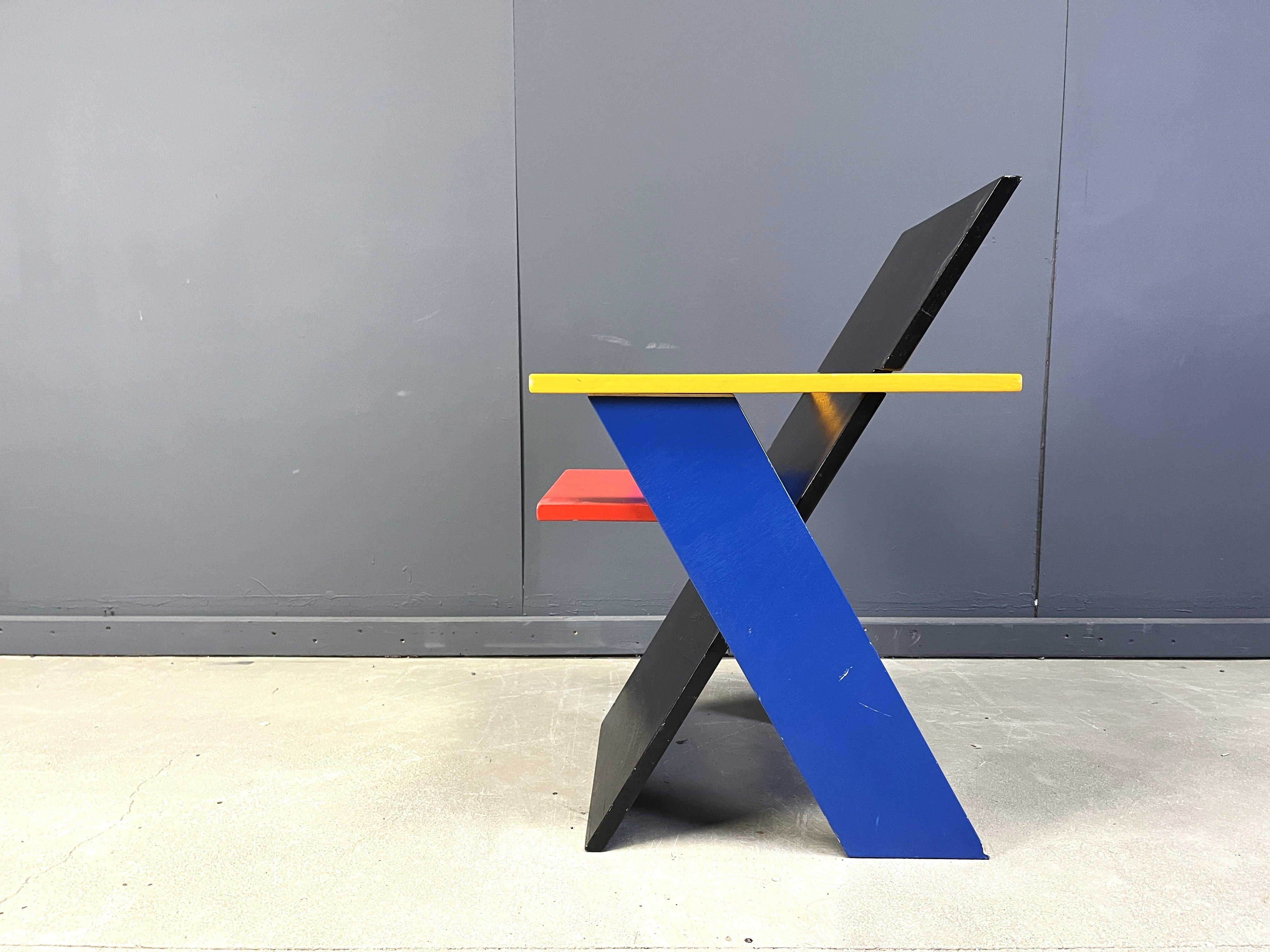 Fin du 20e siècle Fauteuil postmoderne coloré, années 1980 en vente