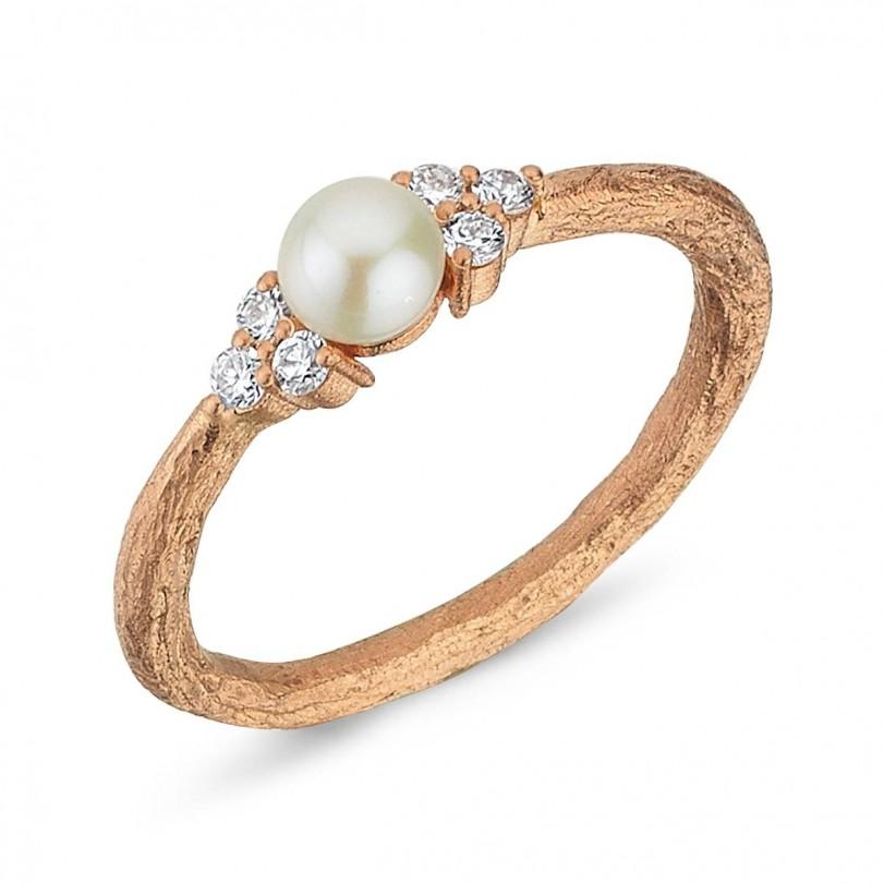 Modern 0.92ct Handmade Pearl And Diamond Ring For Sale